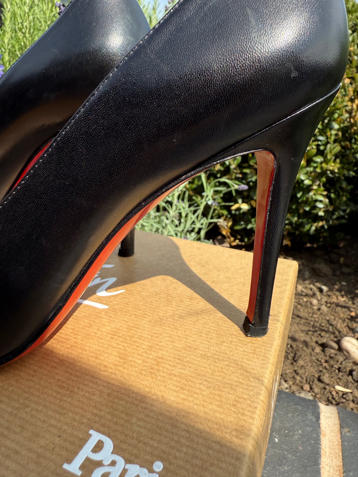 Christian Louboutin Courts 39.5
