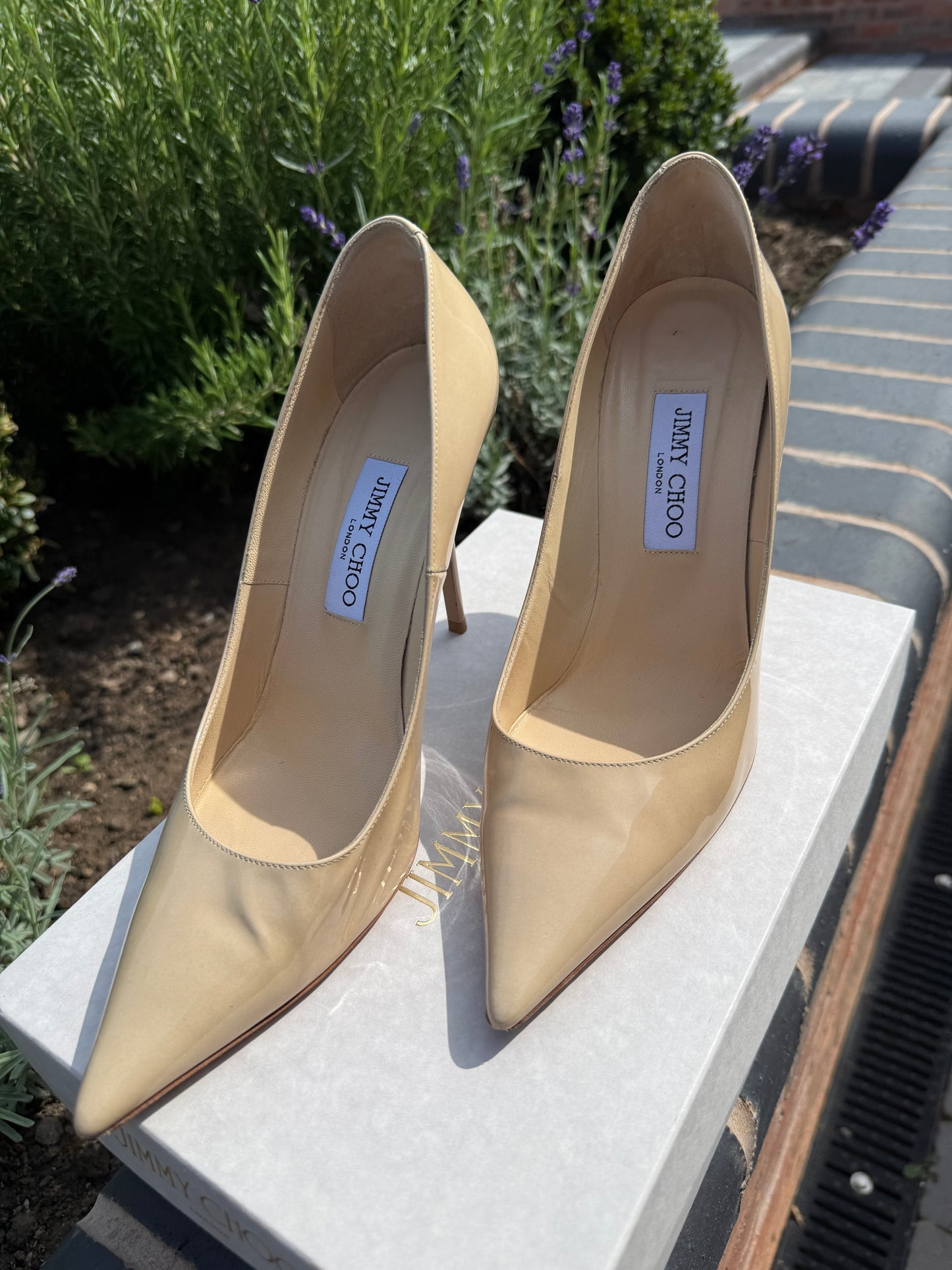 Jimmy Choo Nude Leather Pointed Toe Heels – UK 6 (EU 39)