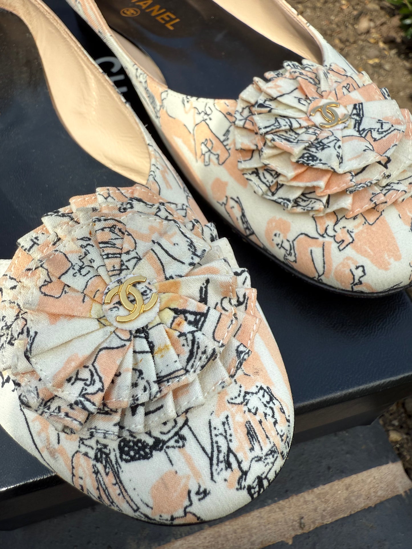Chanel Camellia-Embellished Printed Ballet Flats – UK 5 (EU 38)
