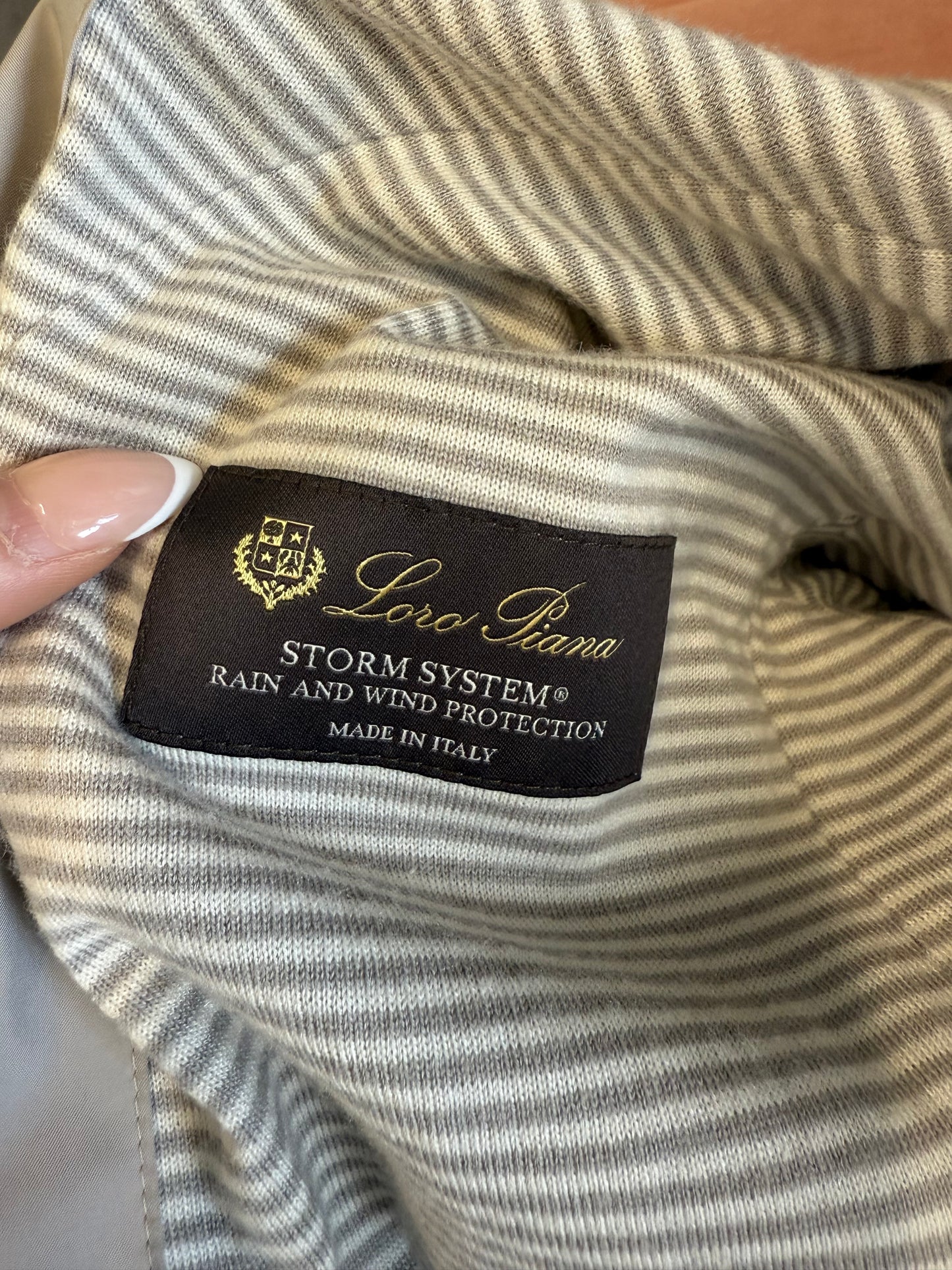 Loro Piana lightweight hooded jacket in IT42