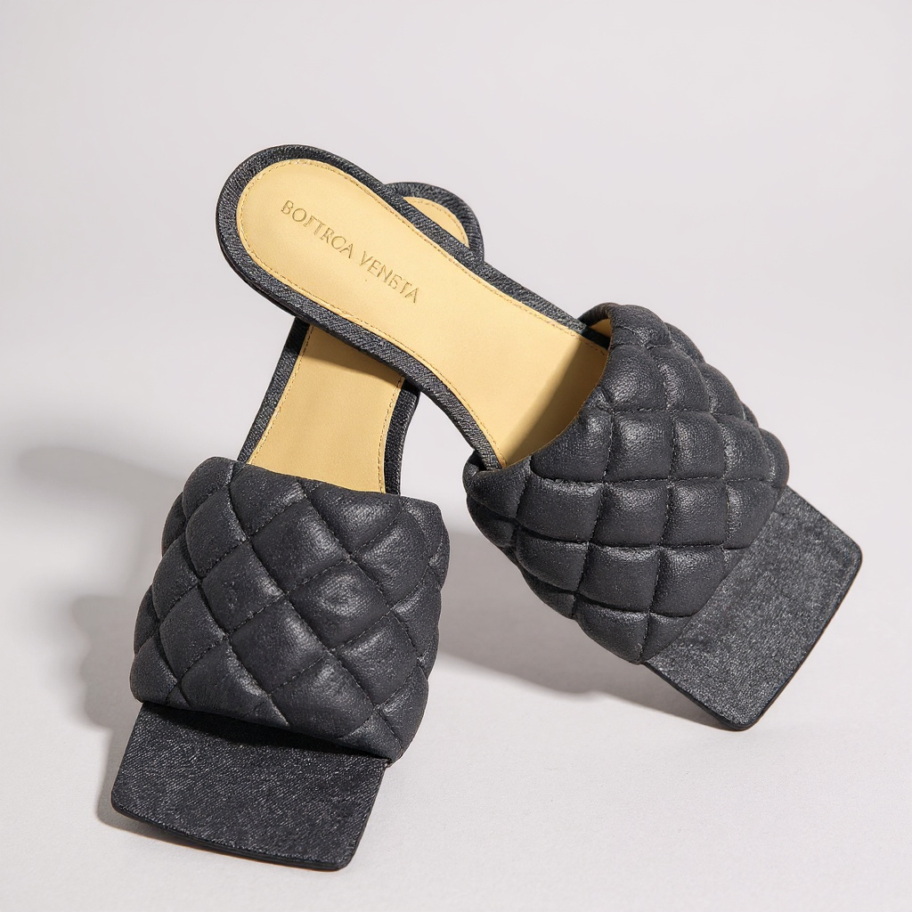 Bottega Veneta sandals in denim uk38.5