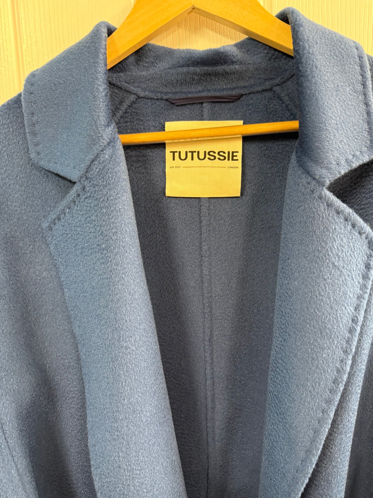 Tutussie Cashmere & Merino Wool Coat – Size Medium
