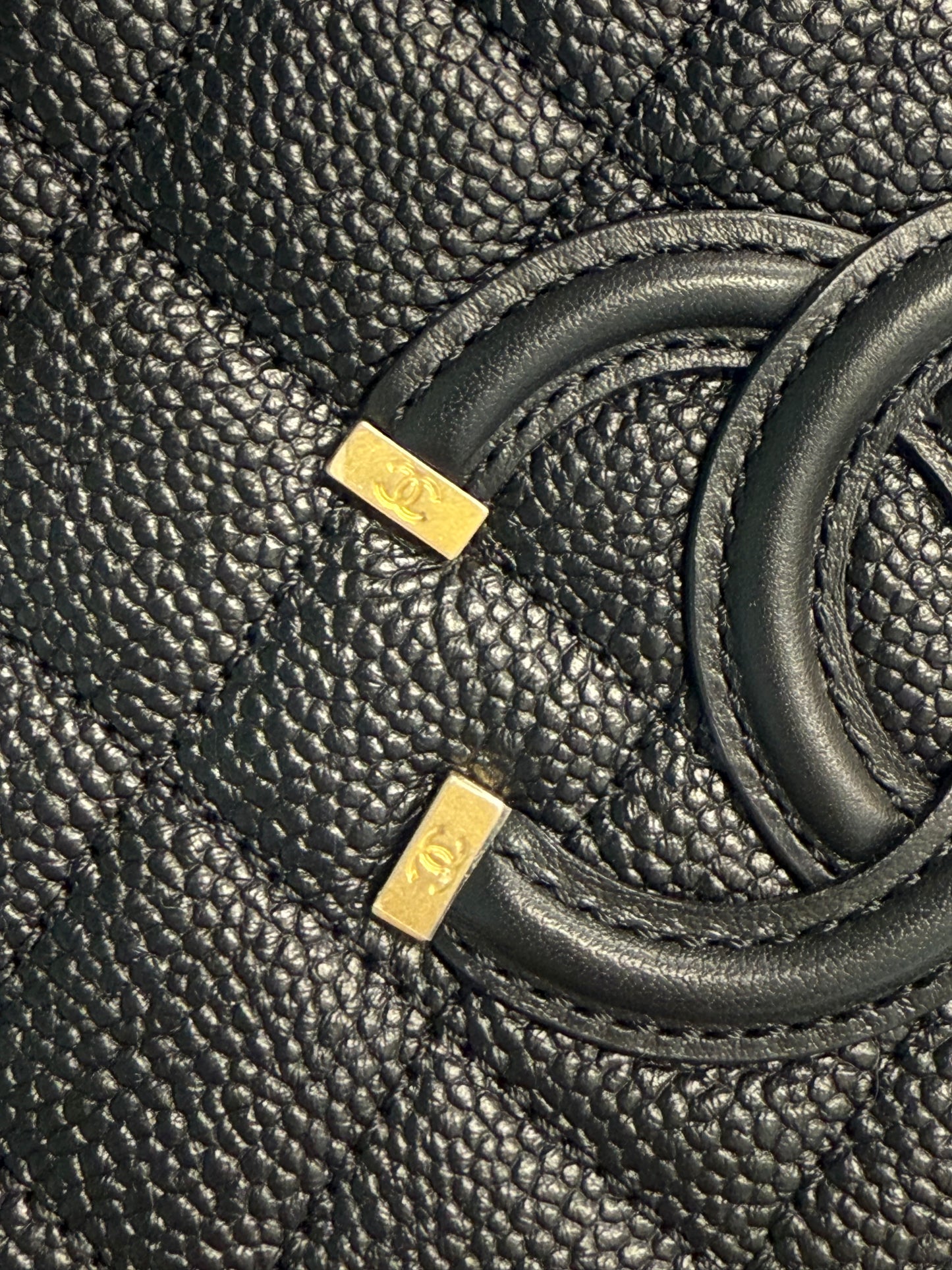 Chanel Small CC Filigree