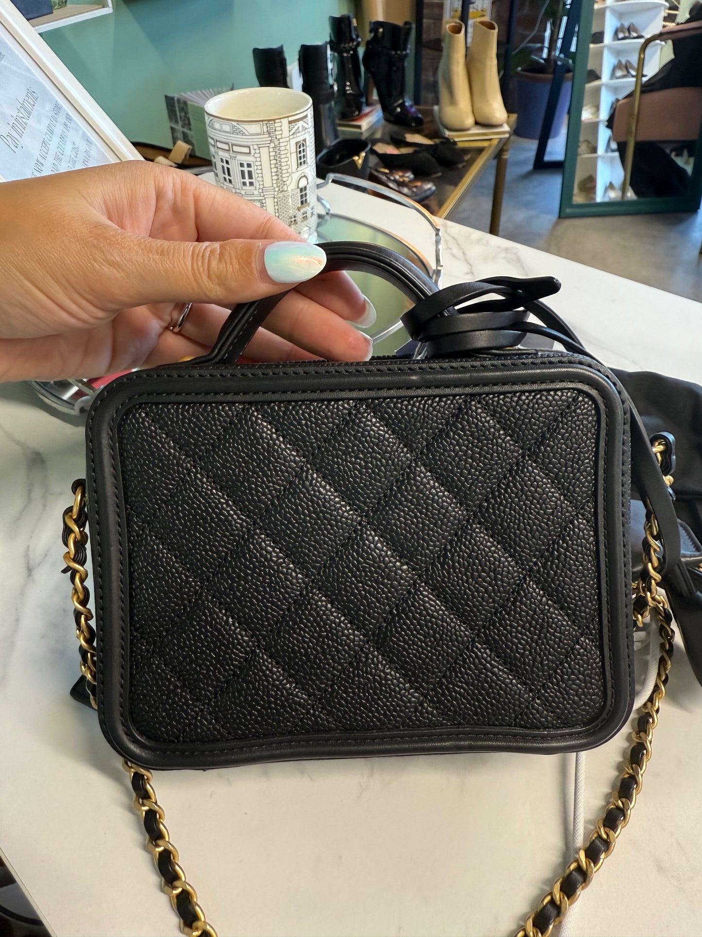 Chanel Small CC Filigree