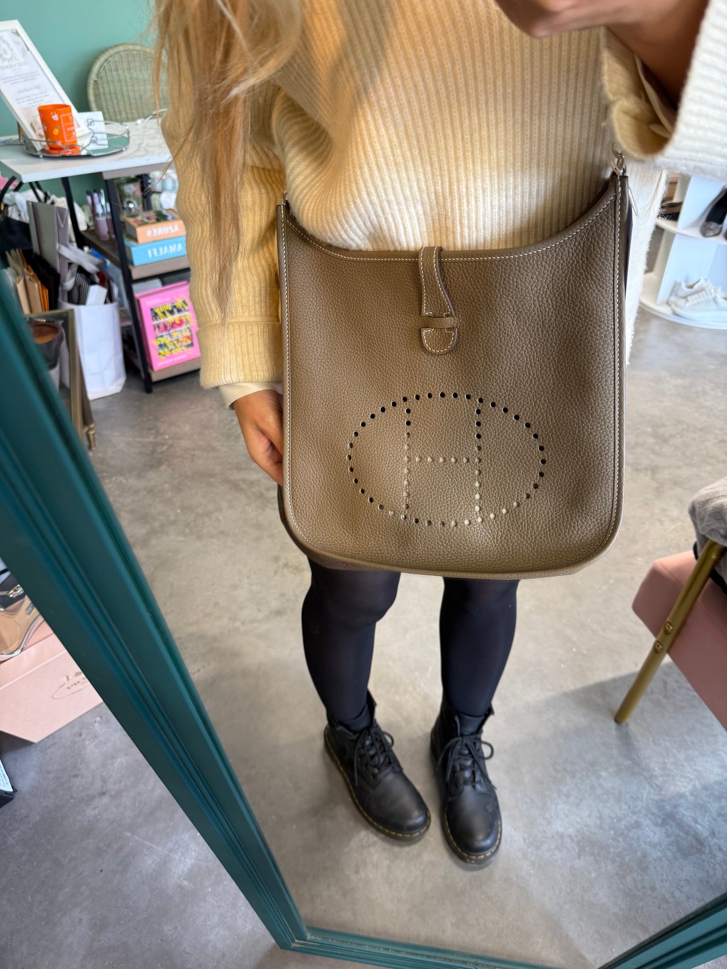 Hermès Evelyne III PM 28 in Etoupe Clemence Leather