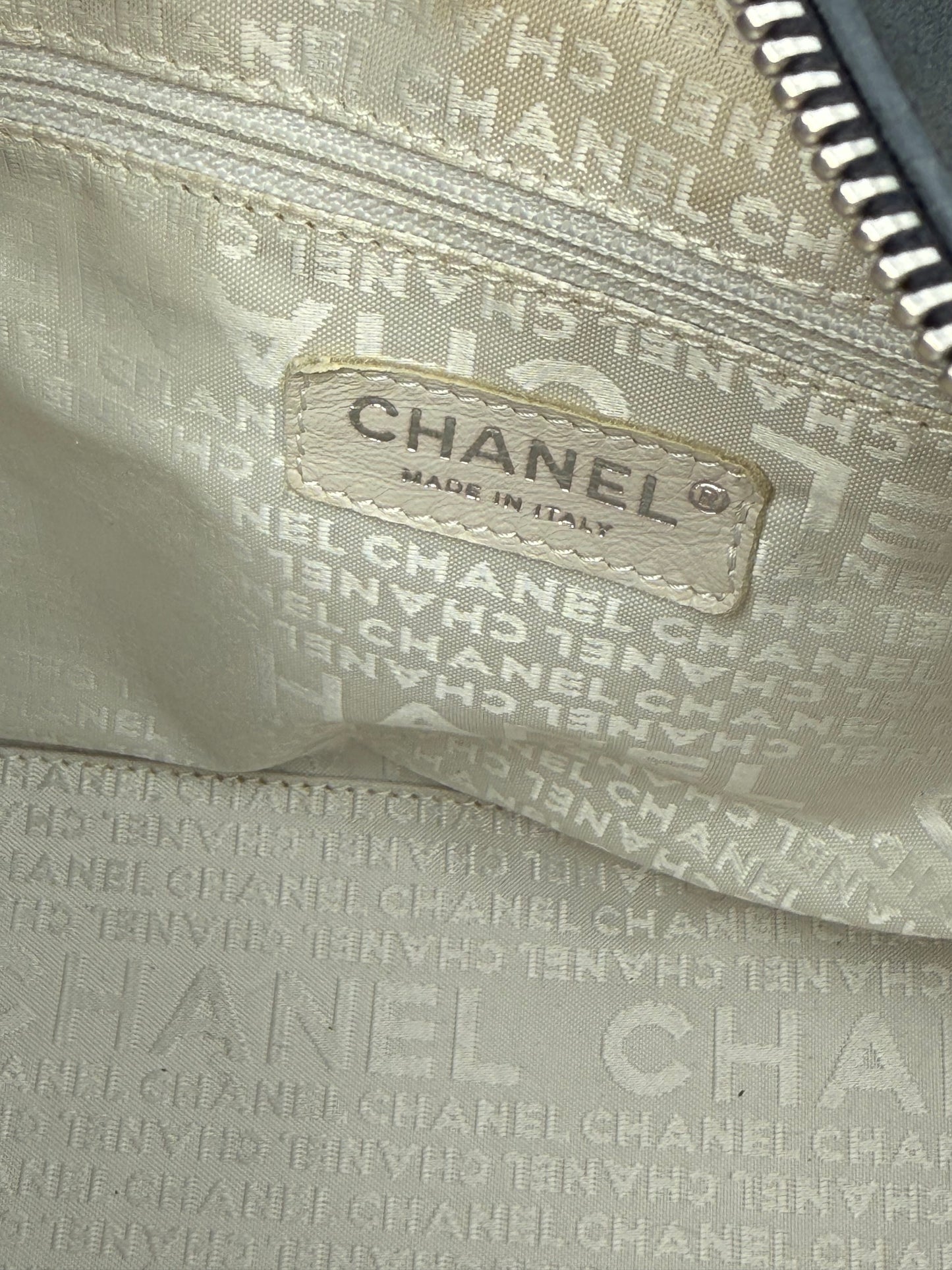 Chanel Tweed and Leather Shoulder Bag