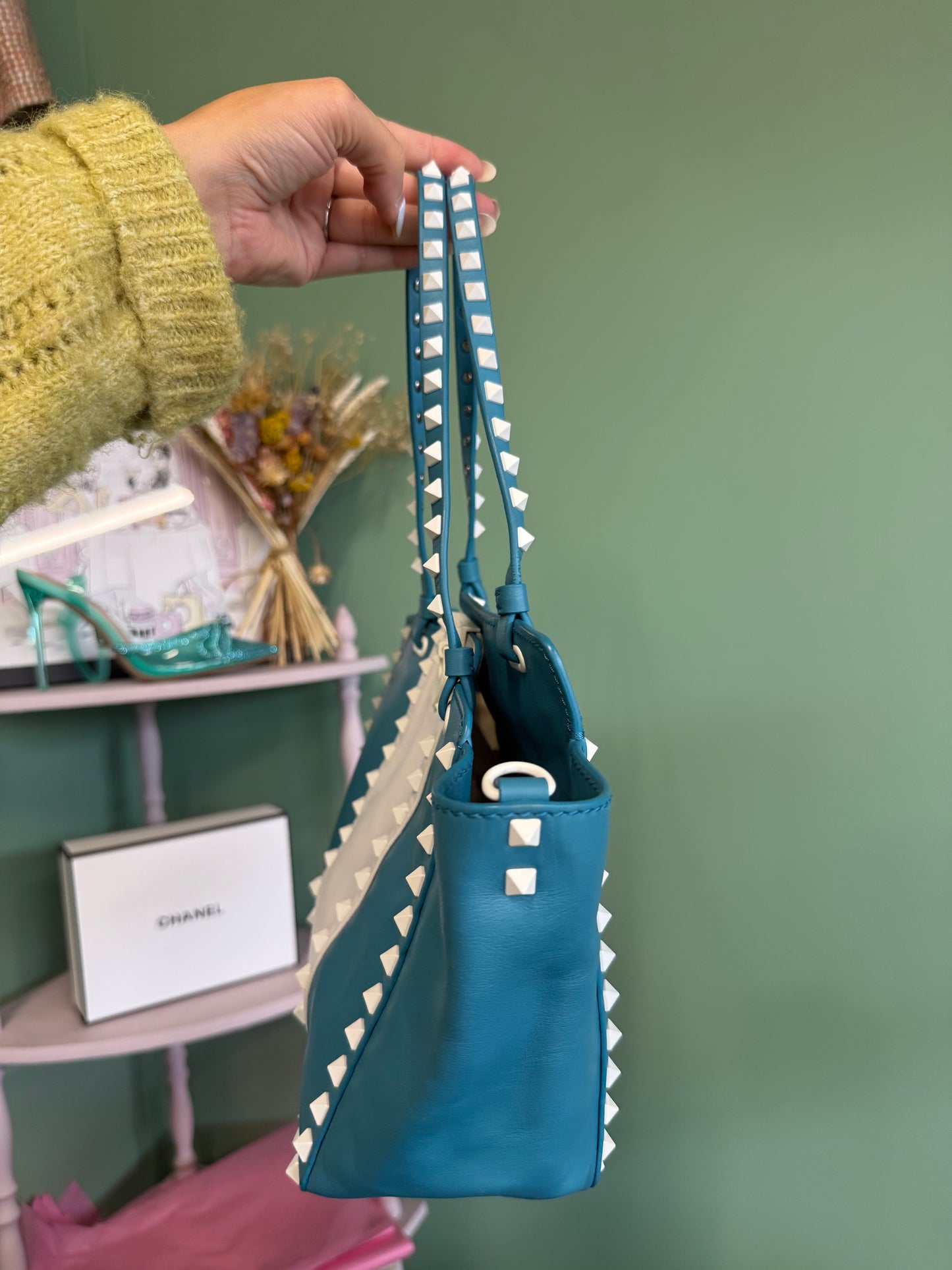 Valentino Garavani Rockstud Tote Bag in Blue and White Leather