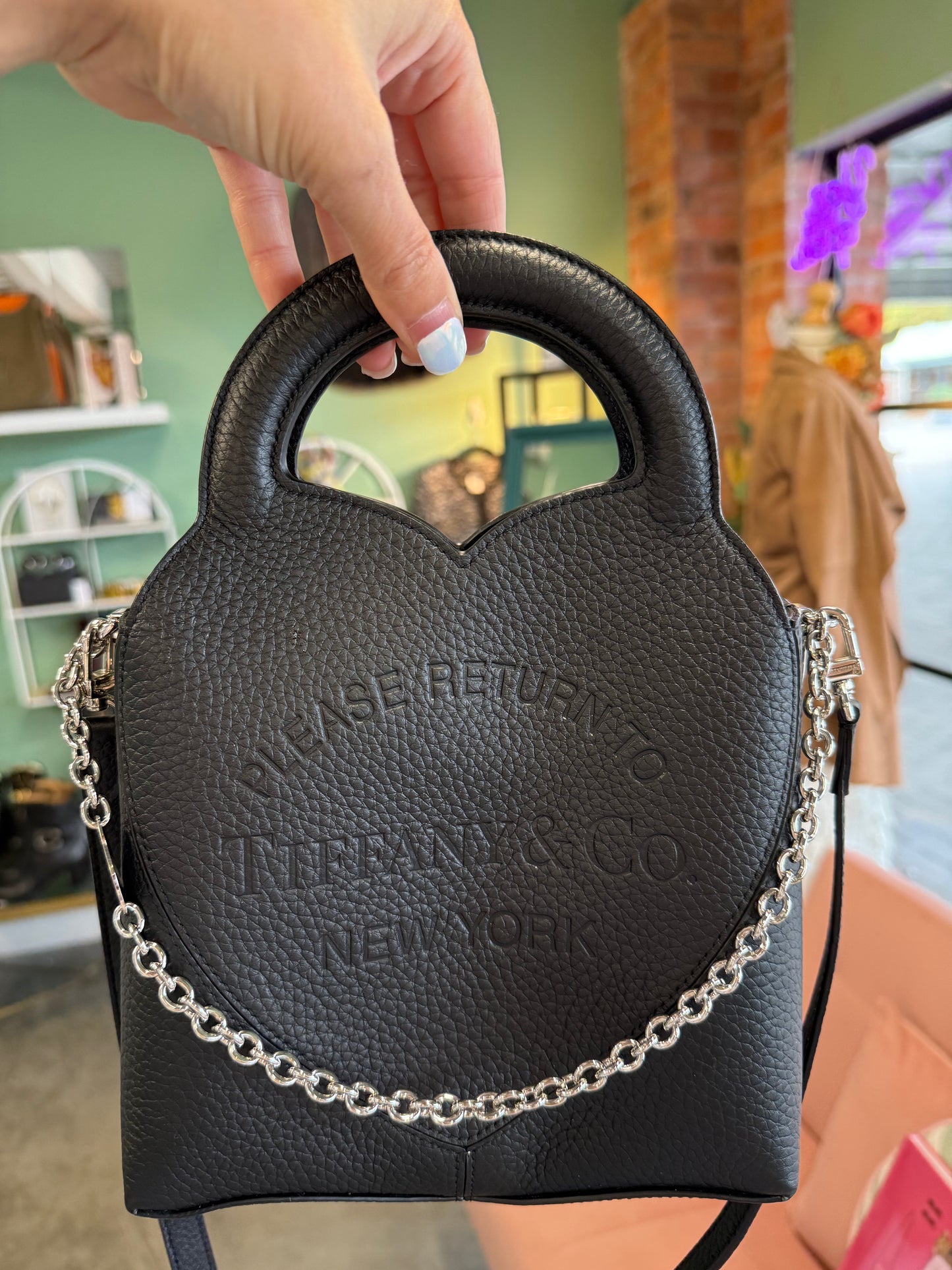 Tiffany & Co. Return to Tiffany™ Heart Top Handle Bag – Black Leather