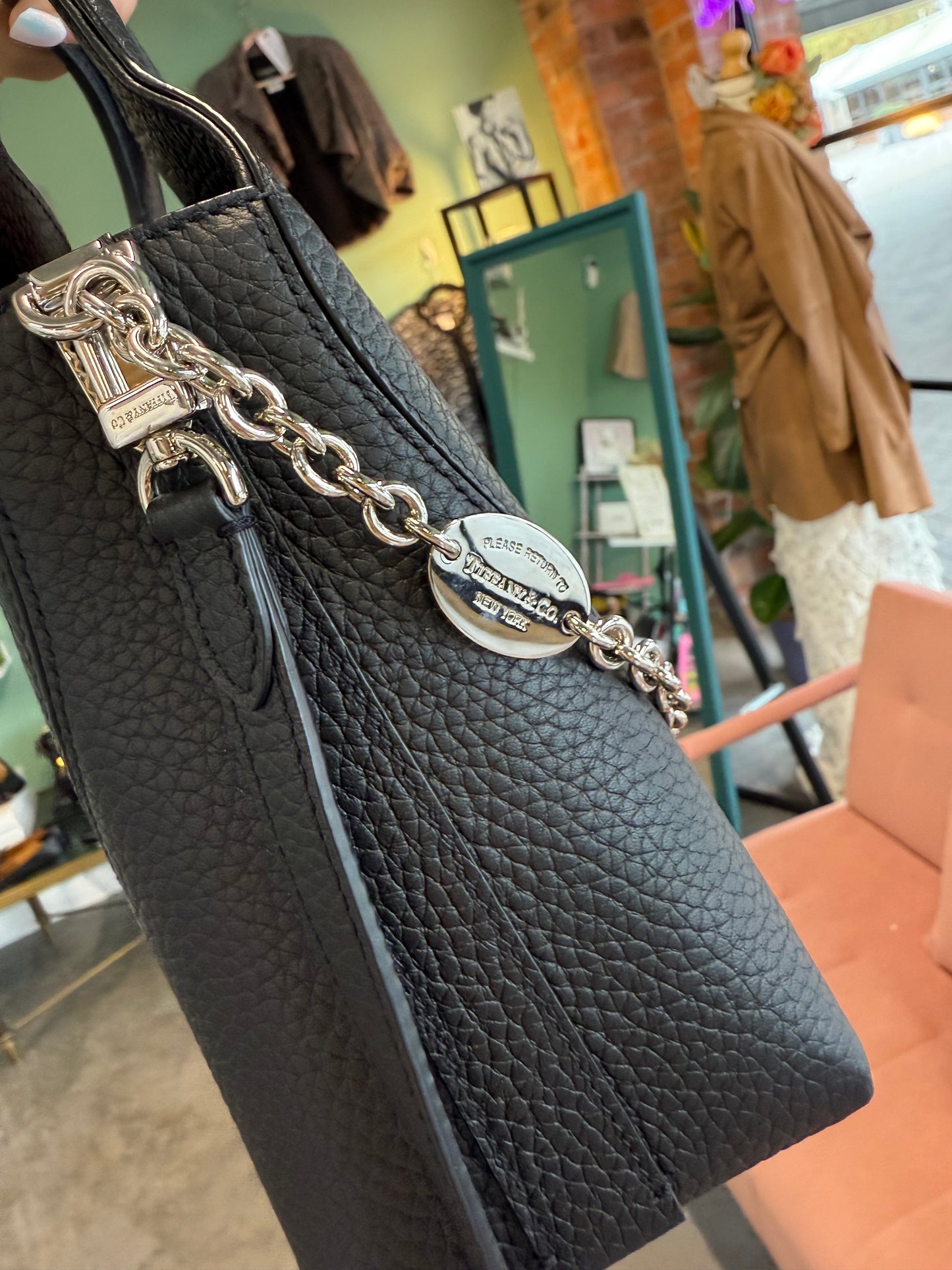 Tiffany & Co. Return to Tiffany™ Heart Top Handle Bag – Black Leather