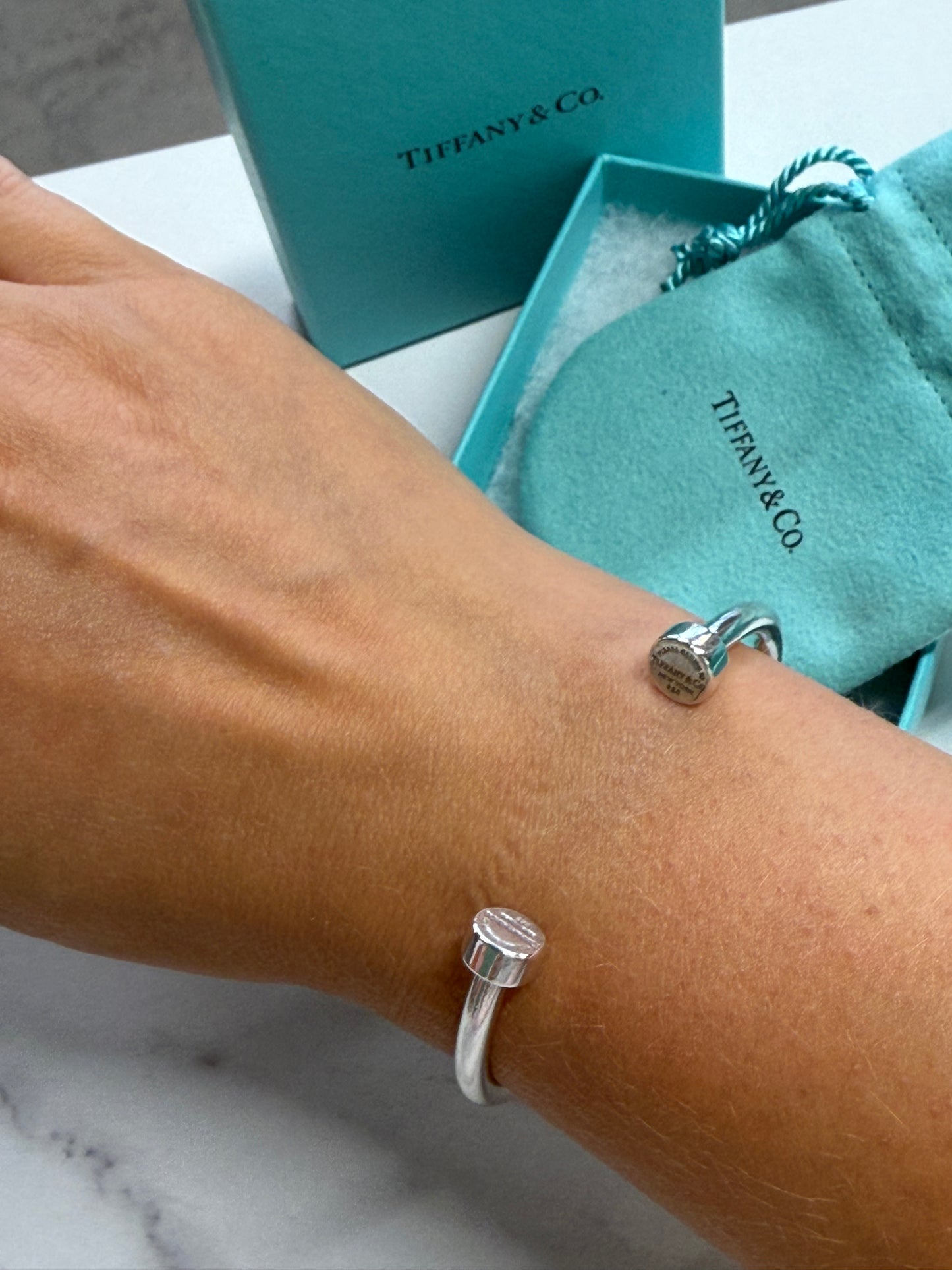 Tiffany & Co. 1837™ Narrow Cuff Bangle – Sterling Silver