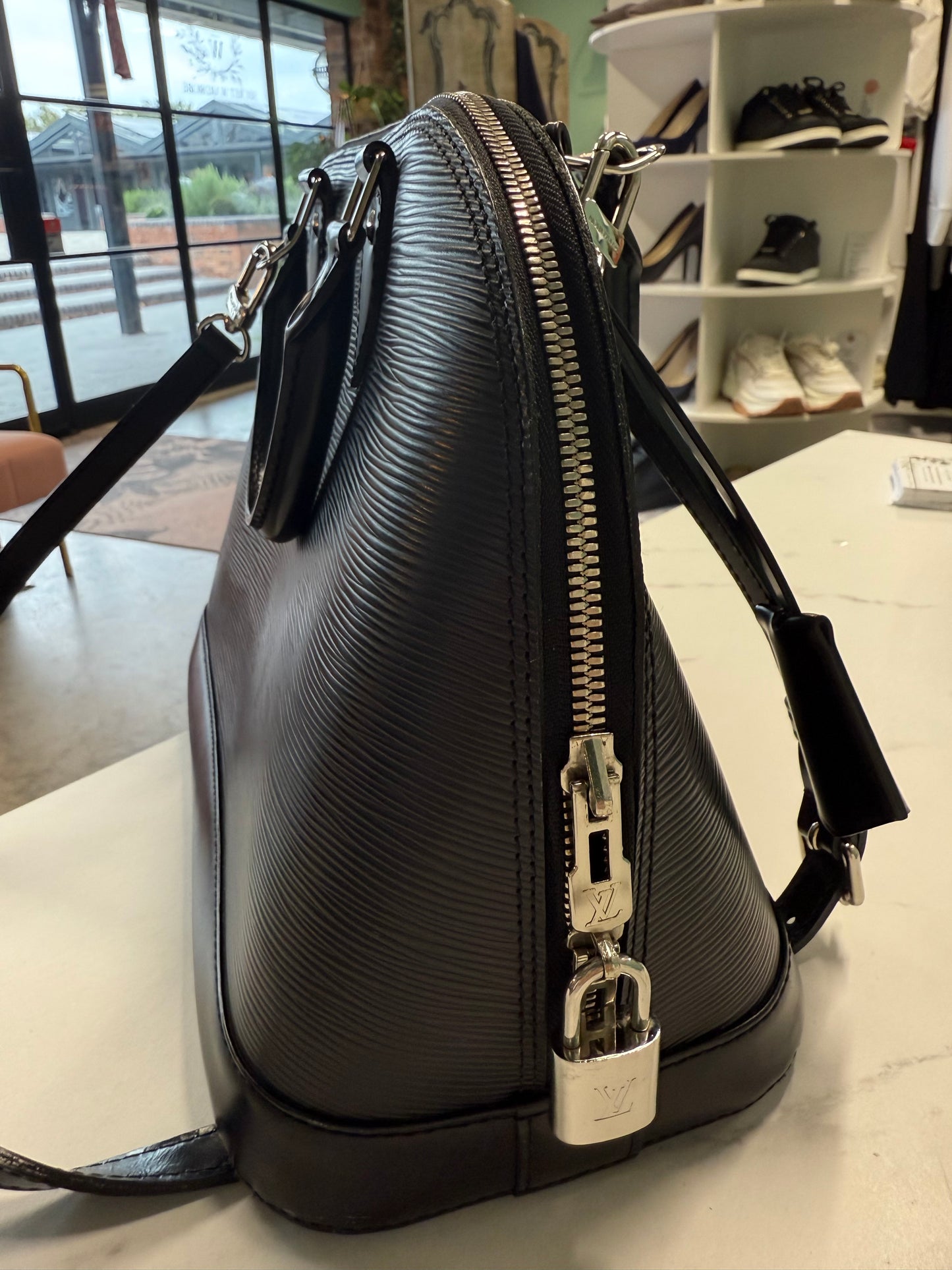 Louis Vuitton Alma PM in Black Epi Leather