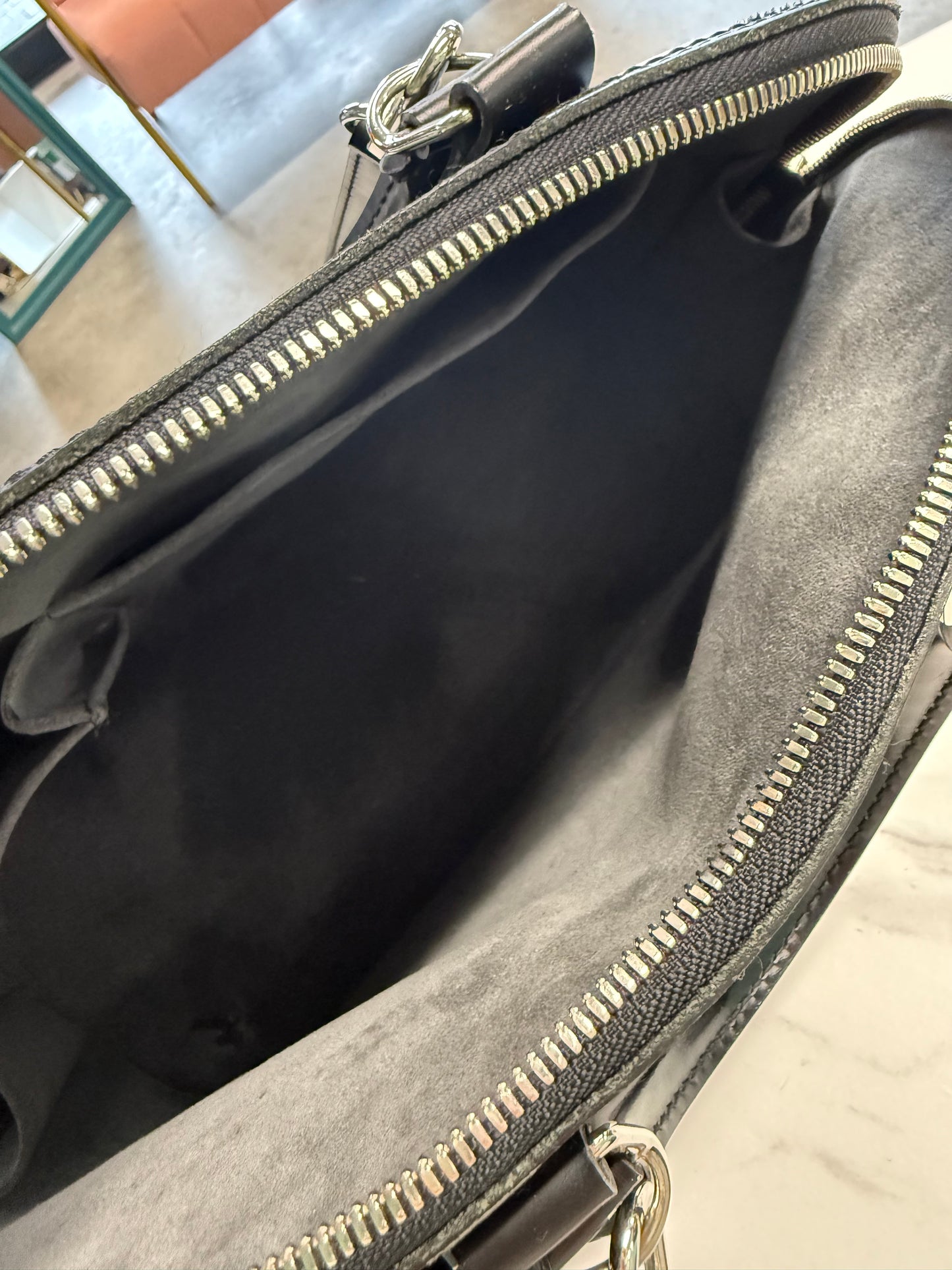 Louis Vuitton Alma PM in Black Epi Leather