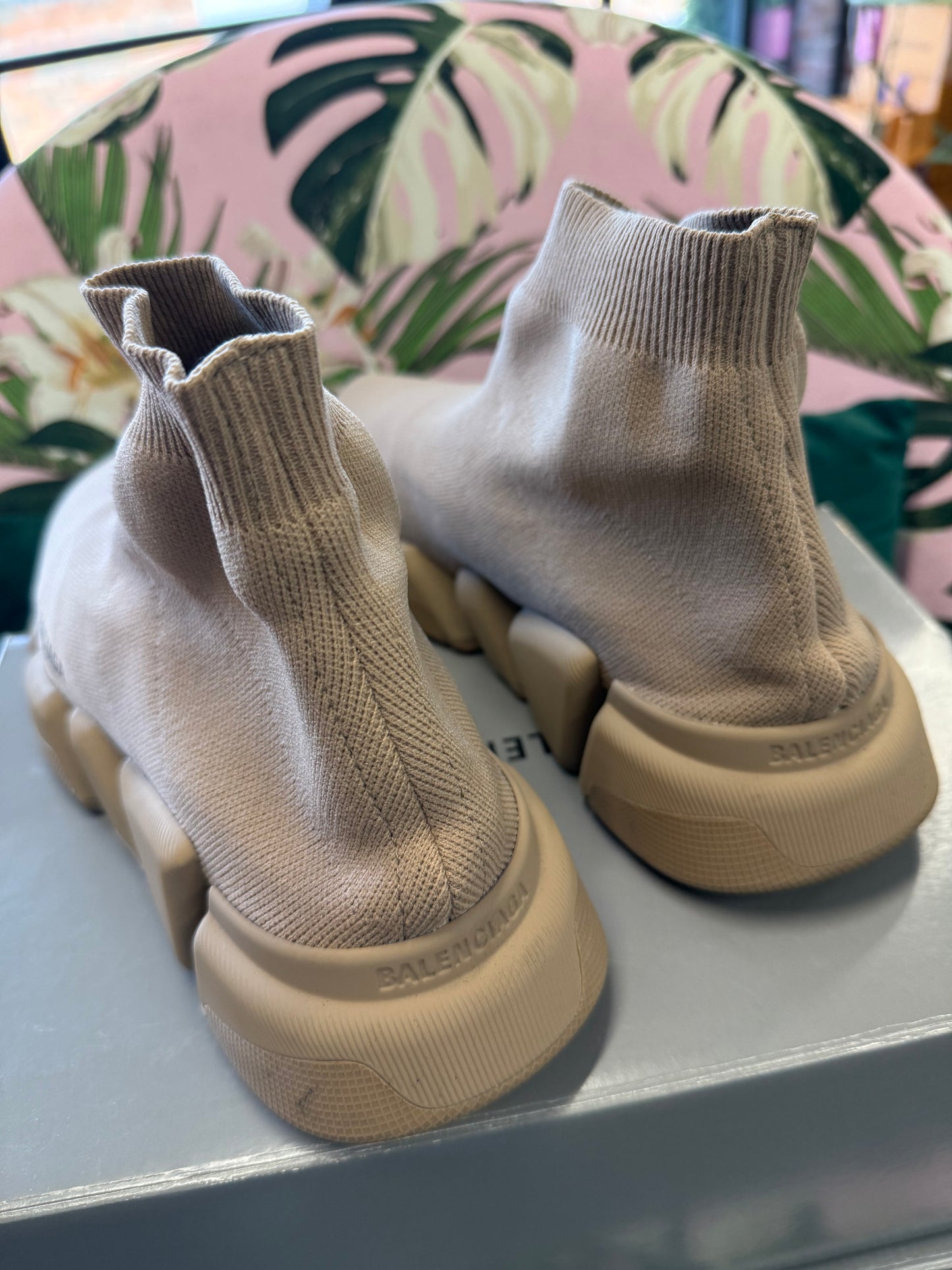 Balenciaga Beige Speed 2.0 Knit Sneakers – UK 39