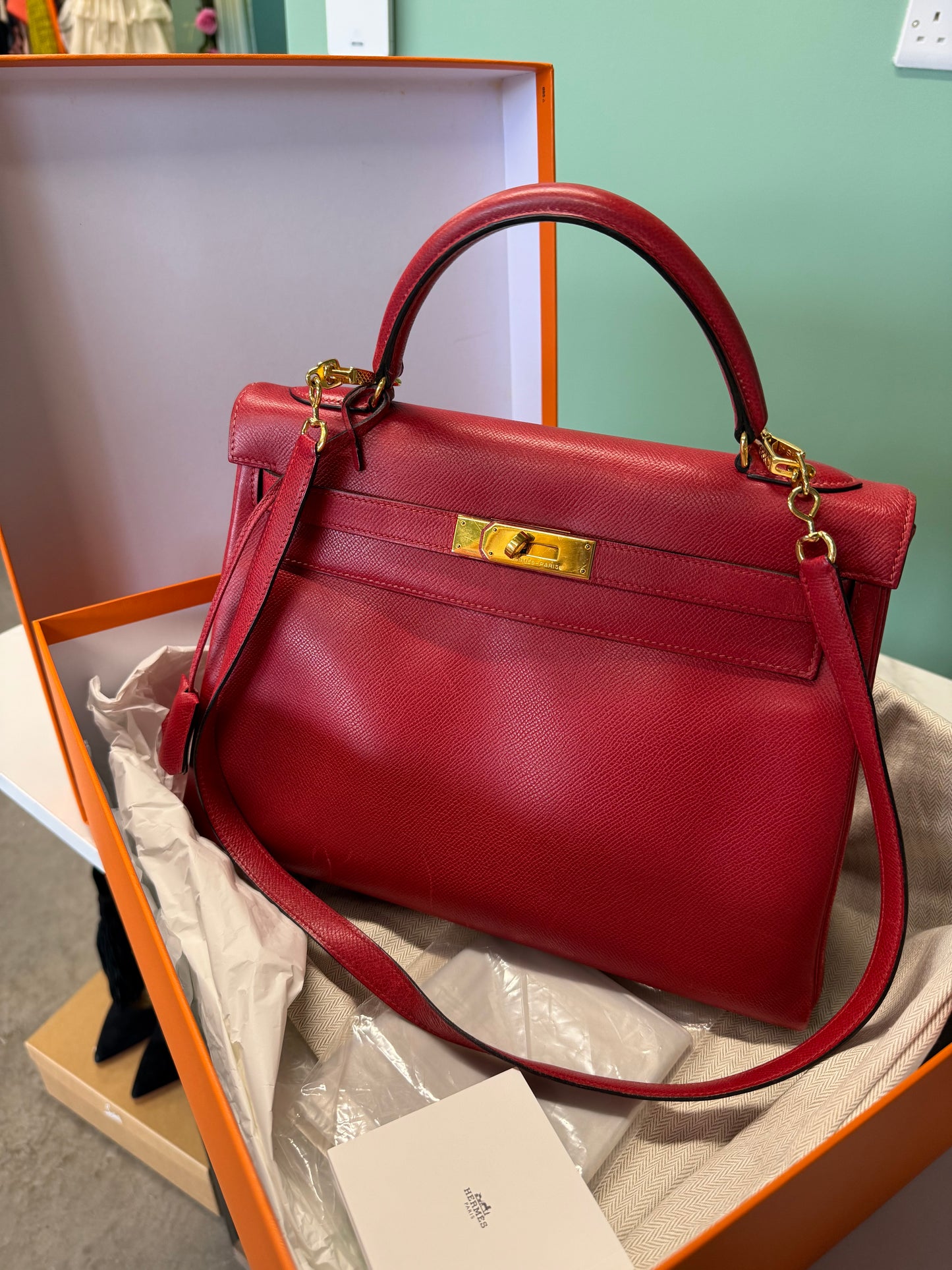 Hermès Kelly 32 Retourne in Rouge H – 1990