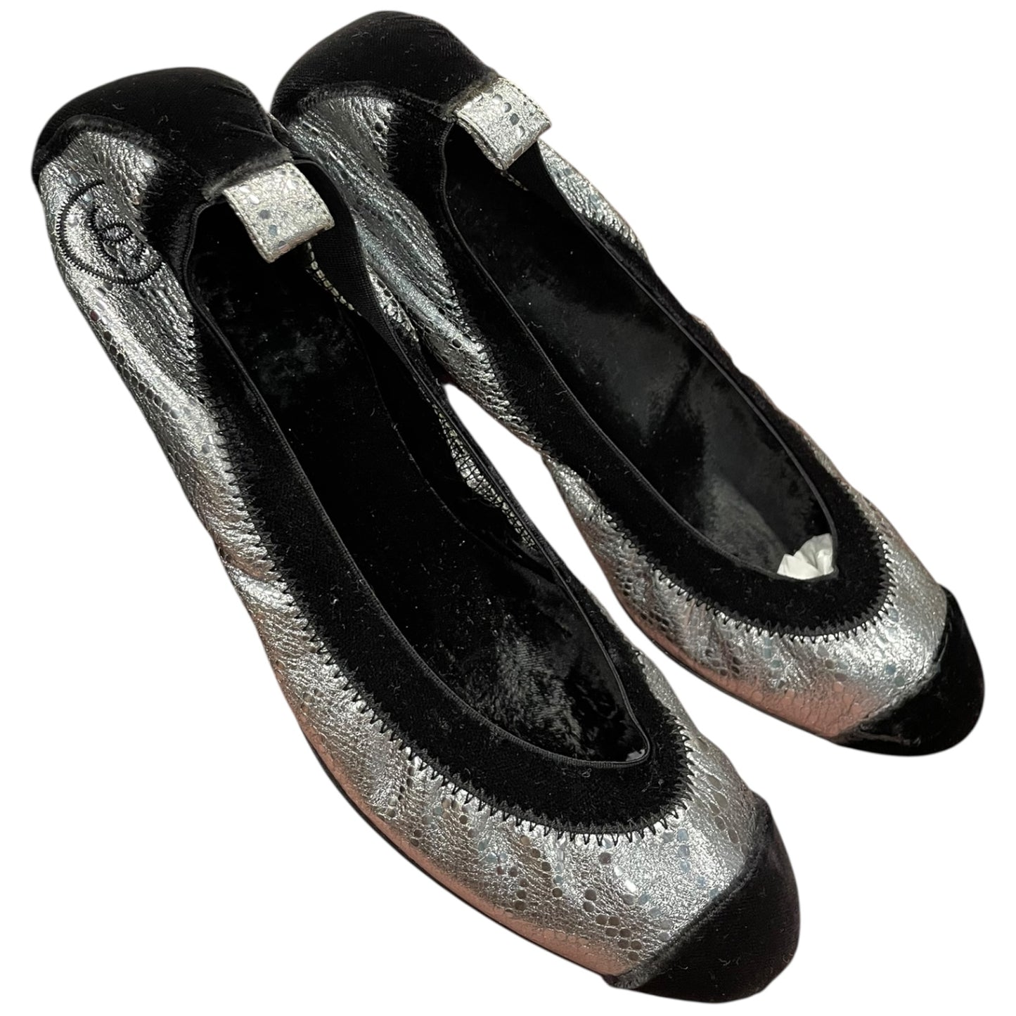 Chanel Metallic Silver & Black Ballet Flats – UK 6 (EU 39)