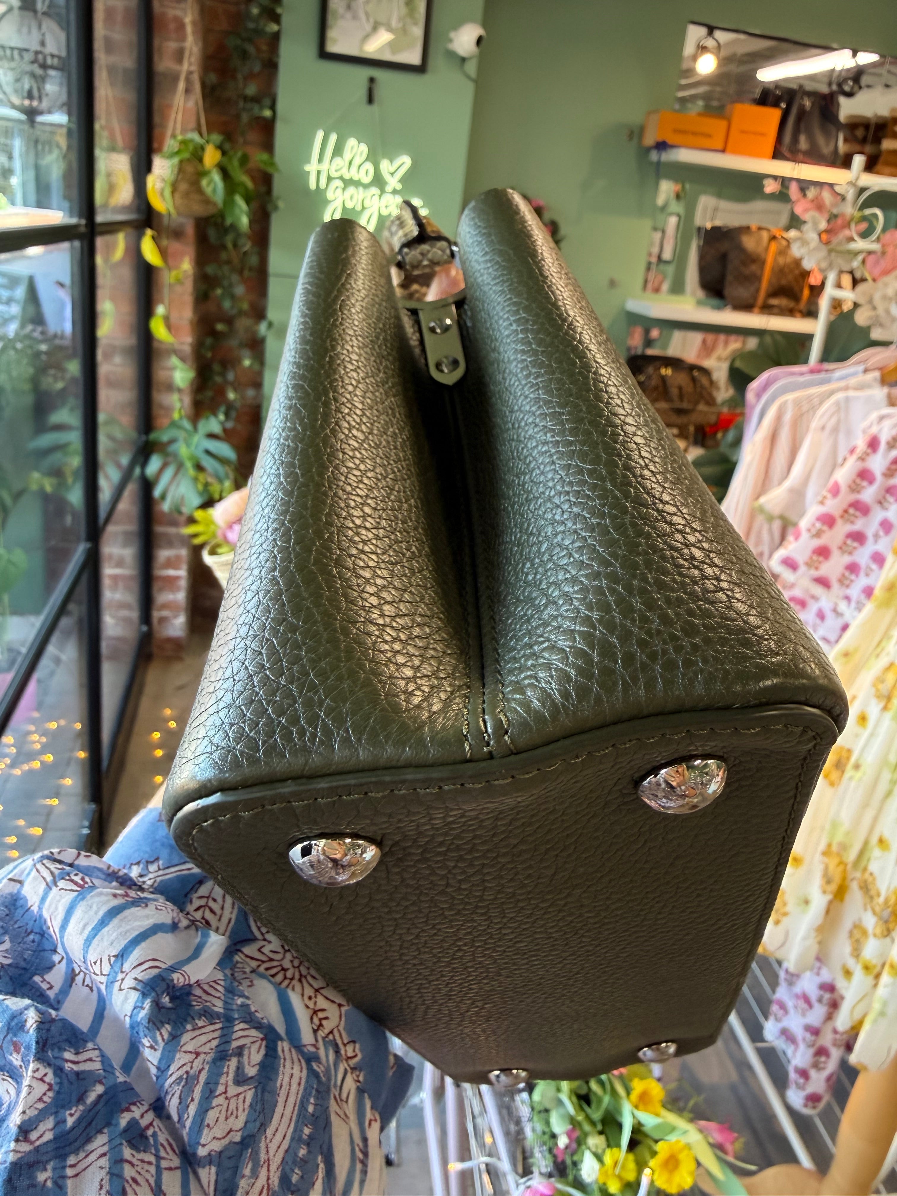 Louis Vuitton Large Capucines