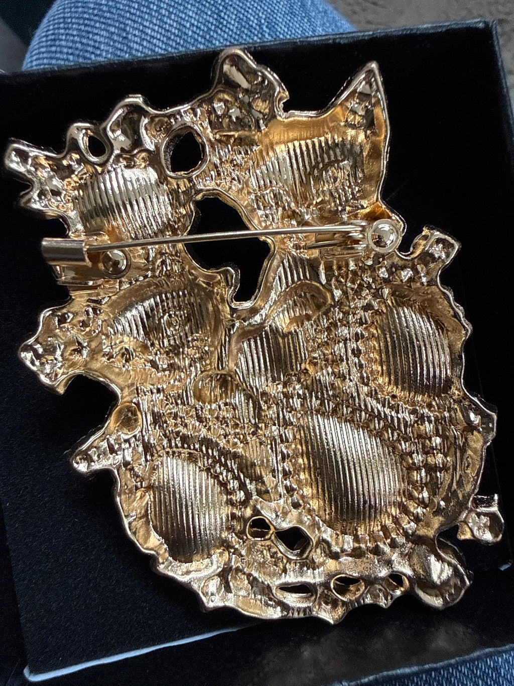 Jewelled Kitten Brooch