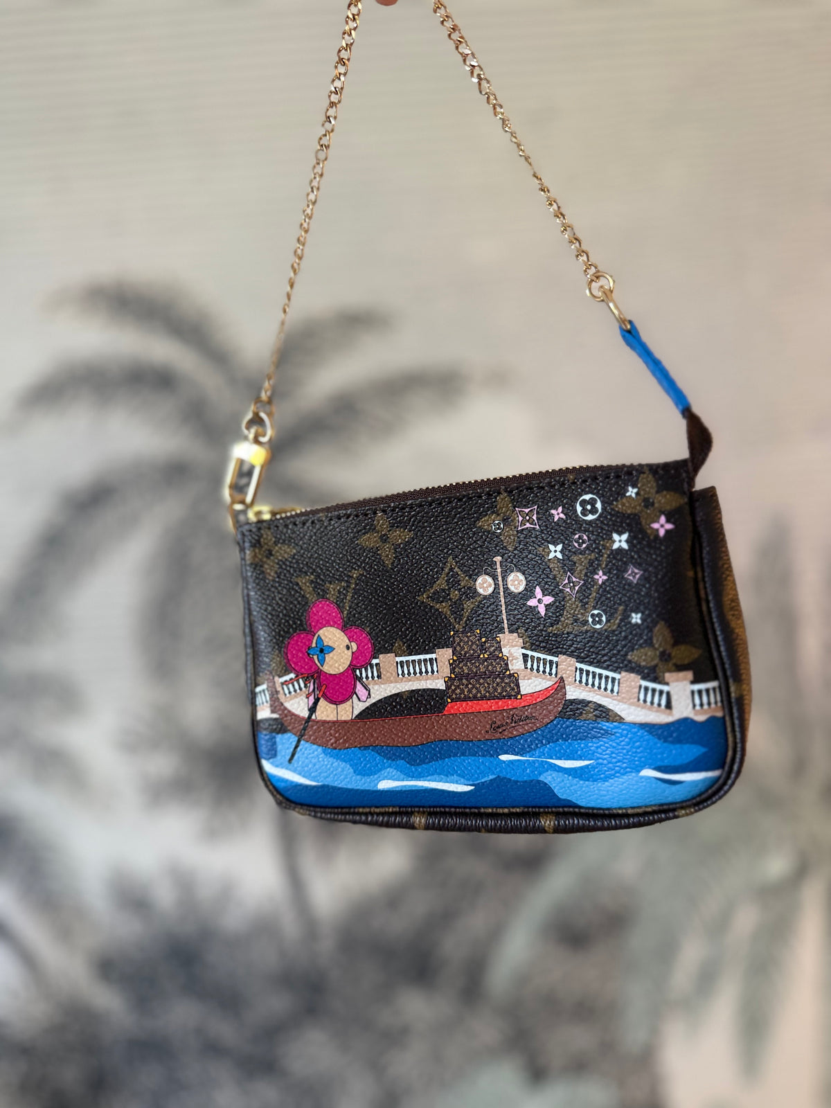 Louis Vuitton - Christmas Animation Vivienne Gondola