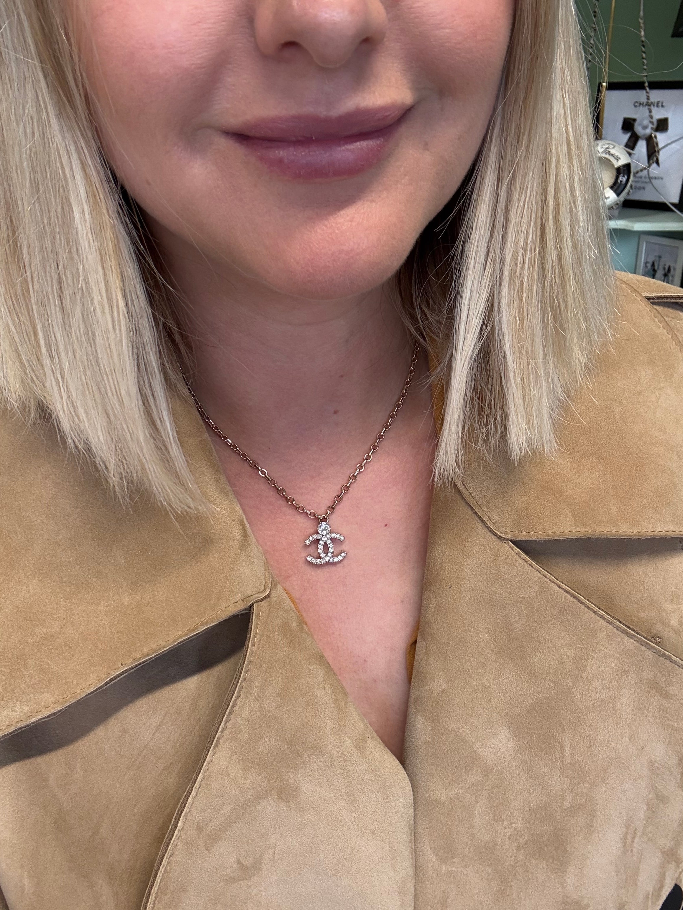 Chanel CC logo necklace