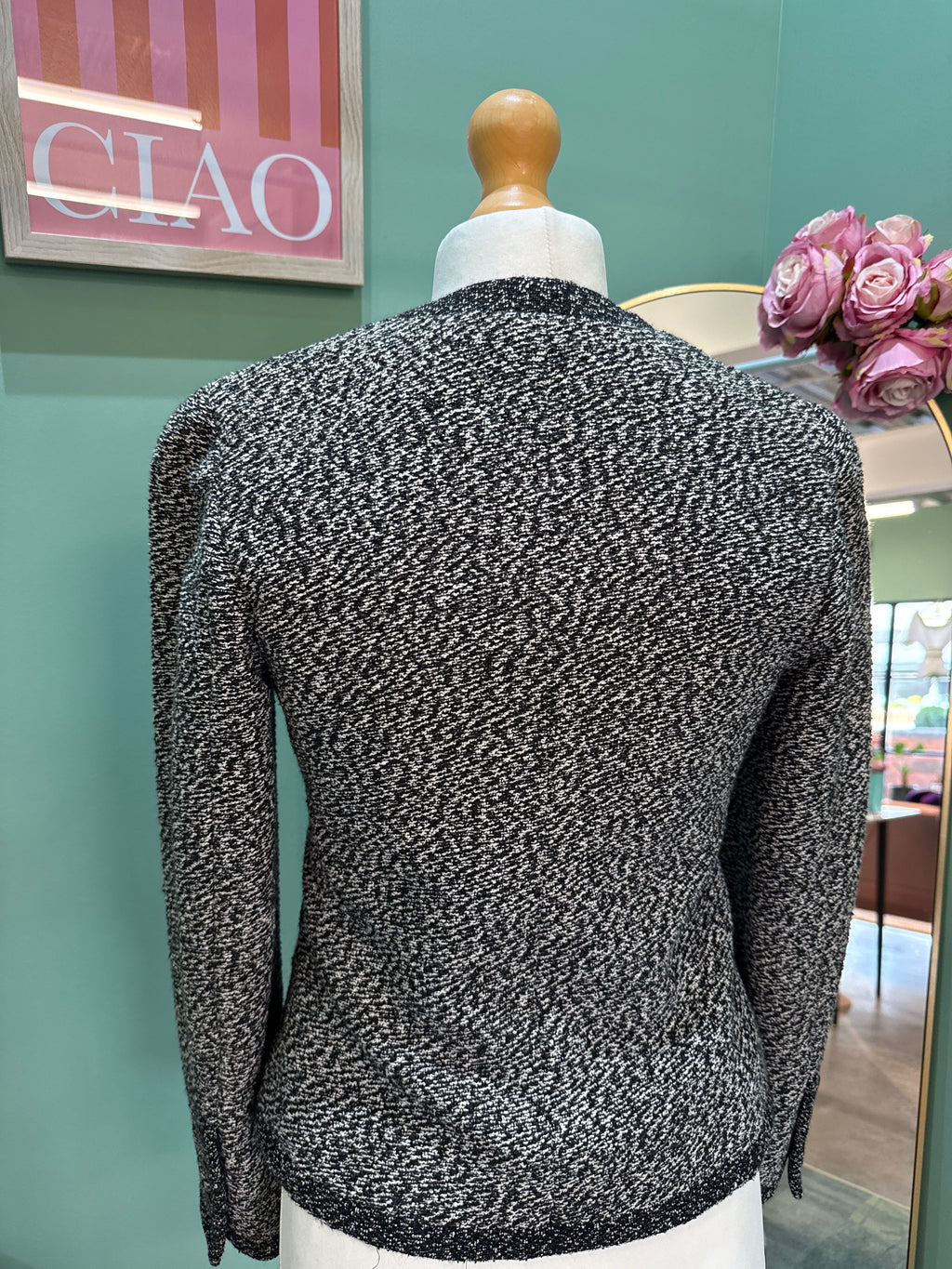 Chanel Boutique Tweed Jacket – Spring 2007 Collection (Size 10, Made in France)