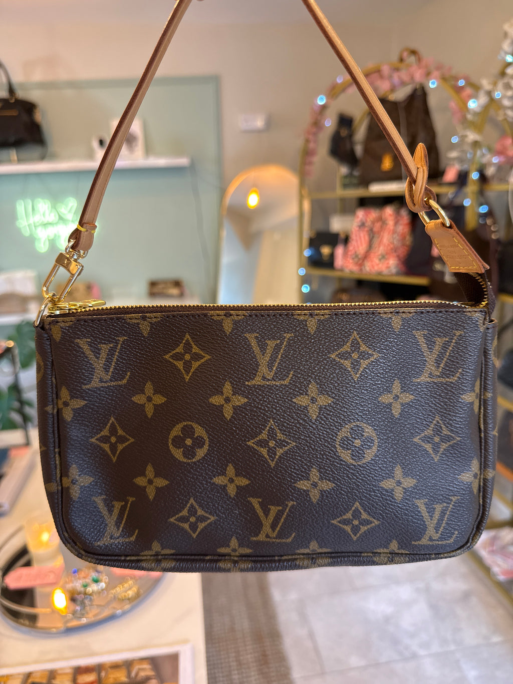 Louis Vuitton Pochette