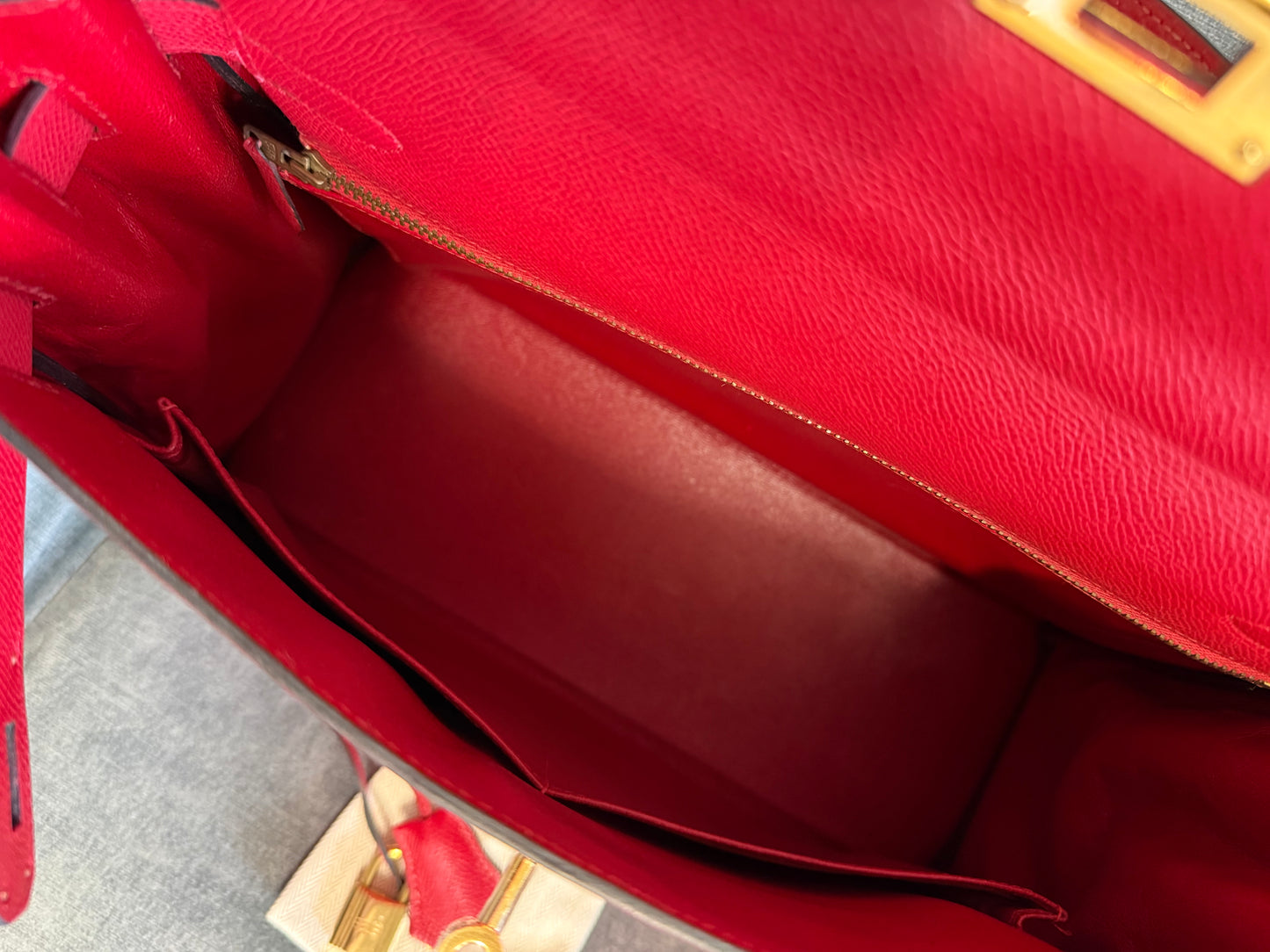 Hermès Kelly 32 Retourne in Rouge H – 1990