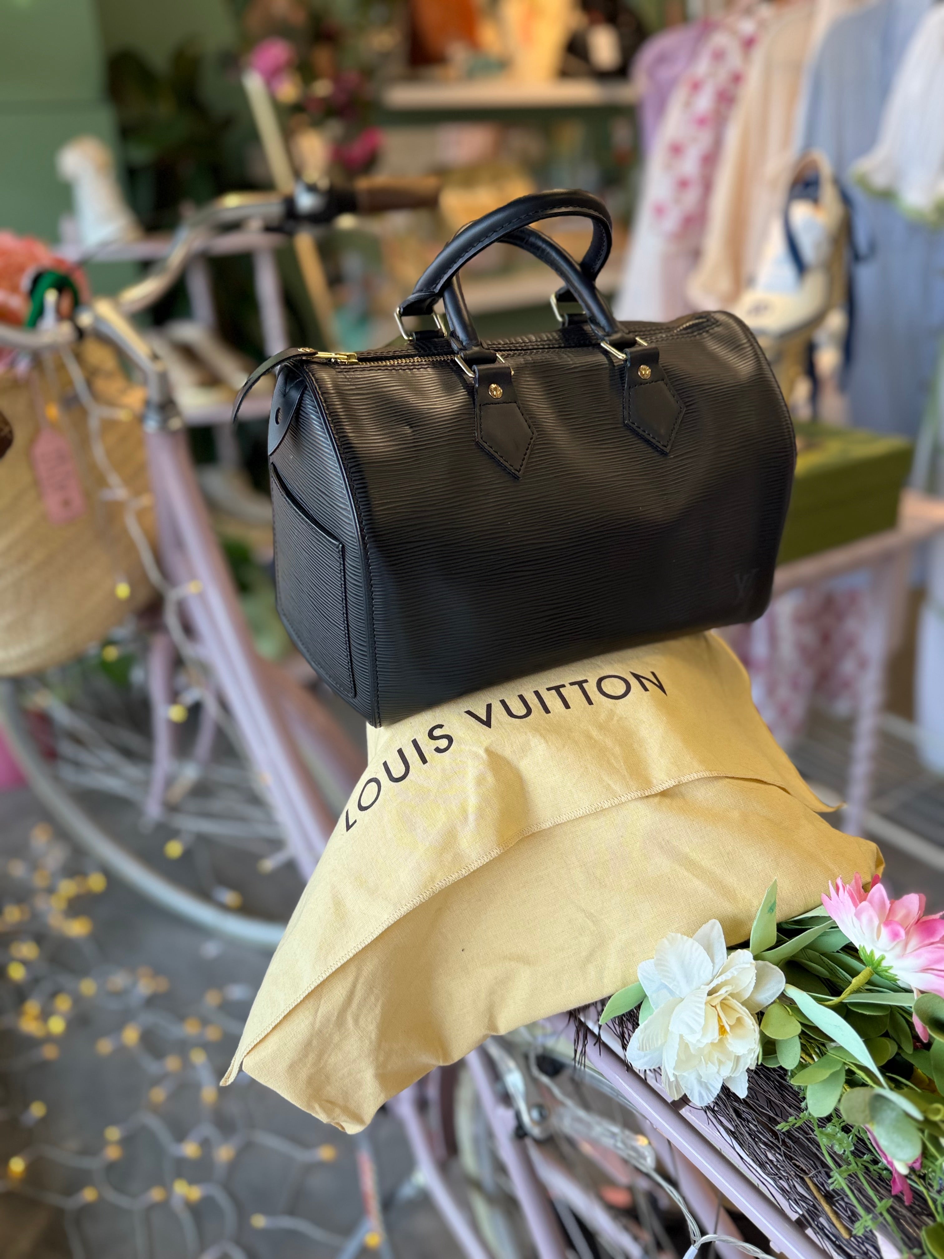 Louis Vuitton Speedy 25 Epi Leather