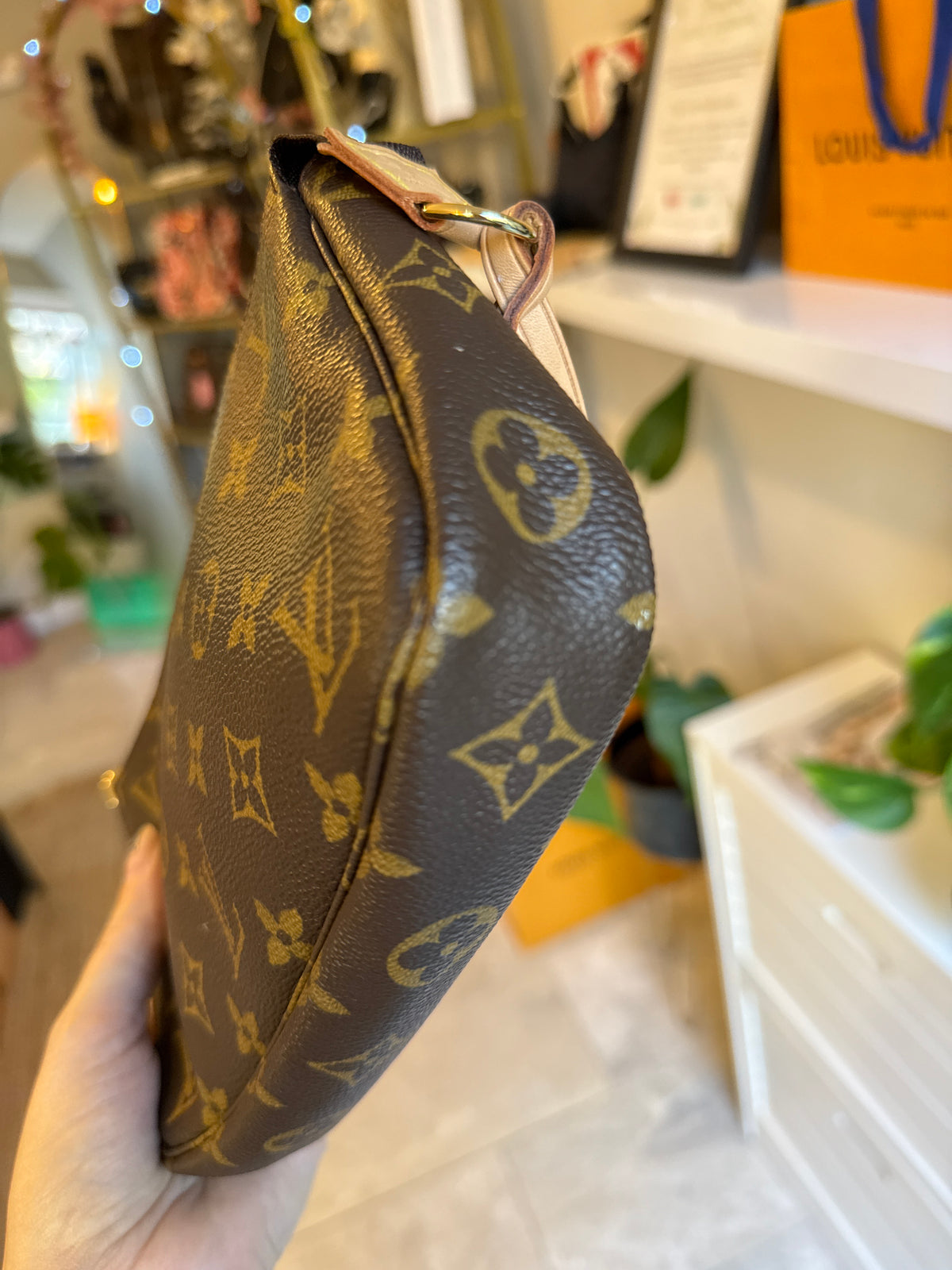 Louis Vuitton Pochette