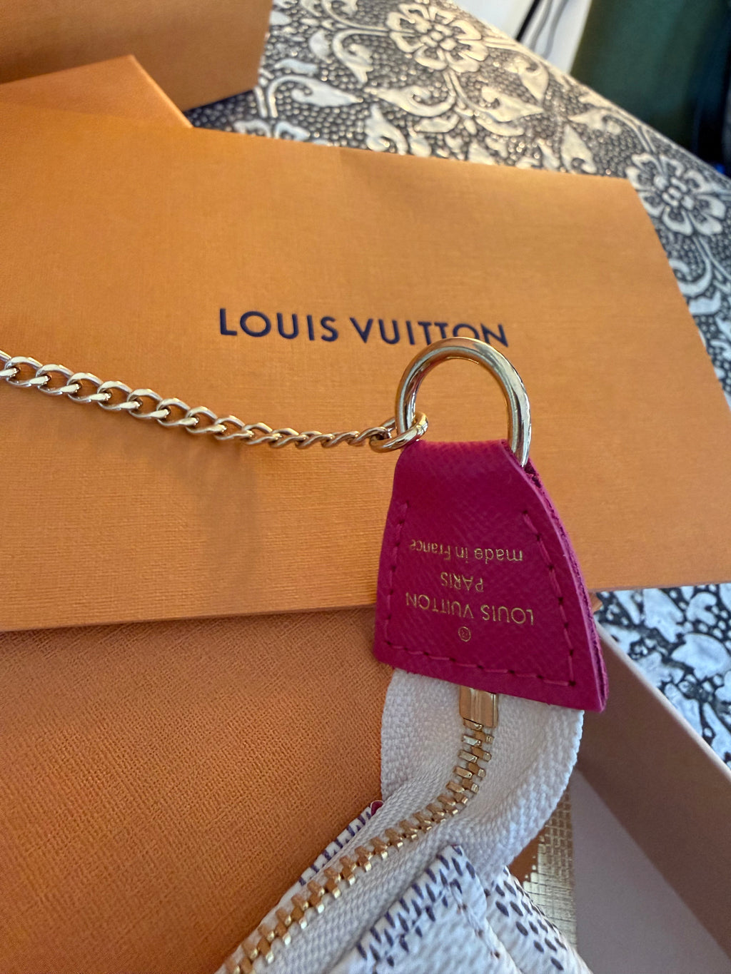 Louis Vuitton - Vivienne Christmas Animation Hollywood - rare