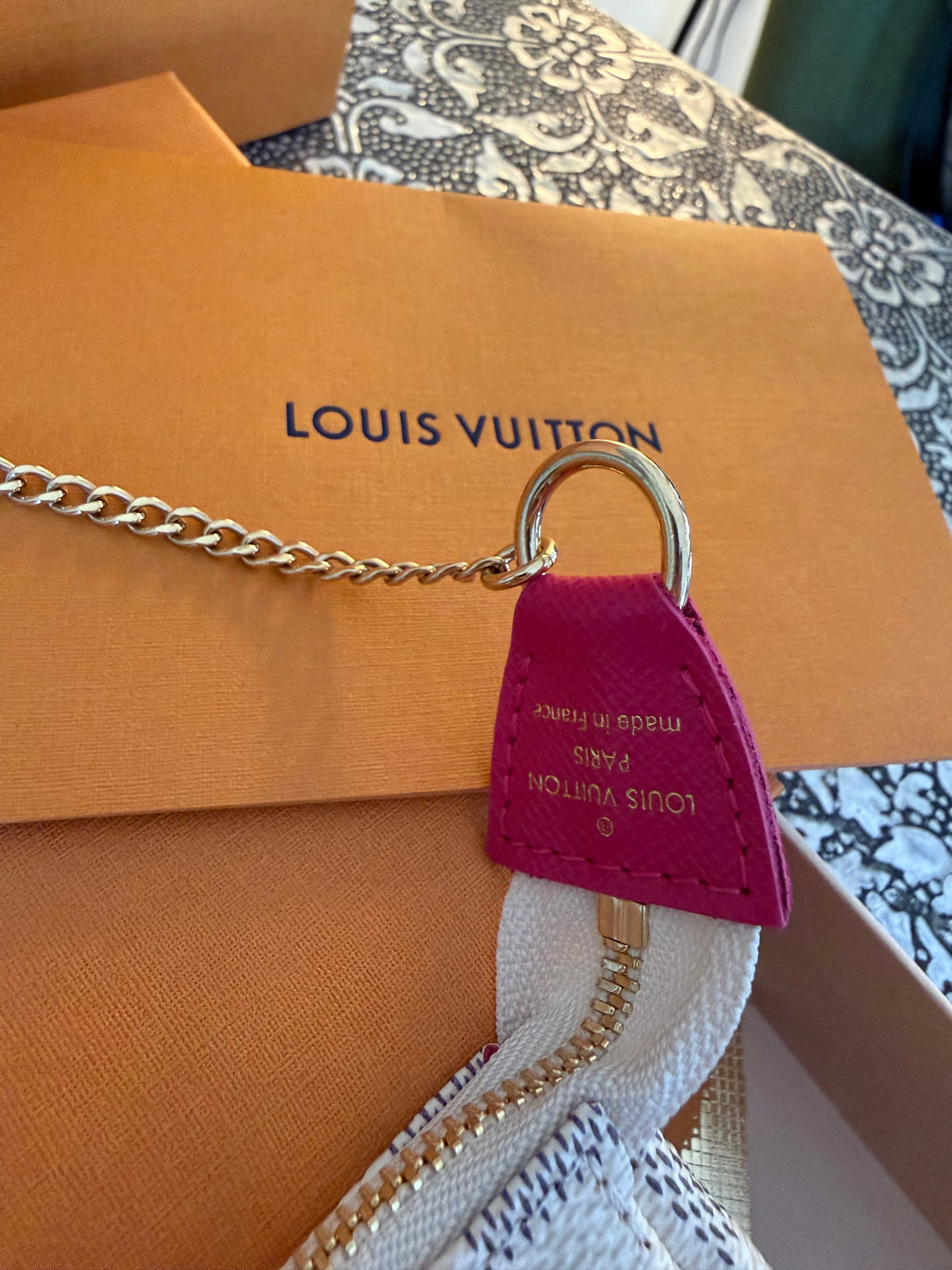 Louis Vuitton - Vivienne Christmas Animation Hollywood - rare