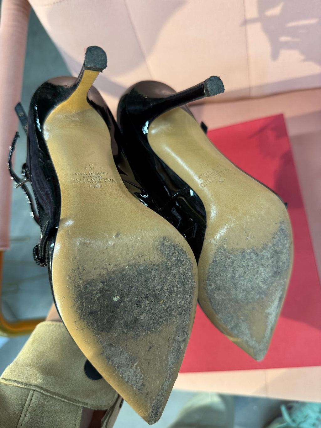 Valentino Lovelatch Rockstud UK37
