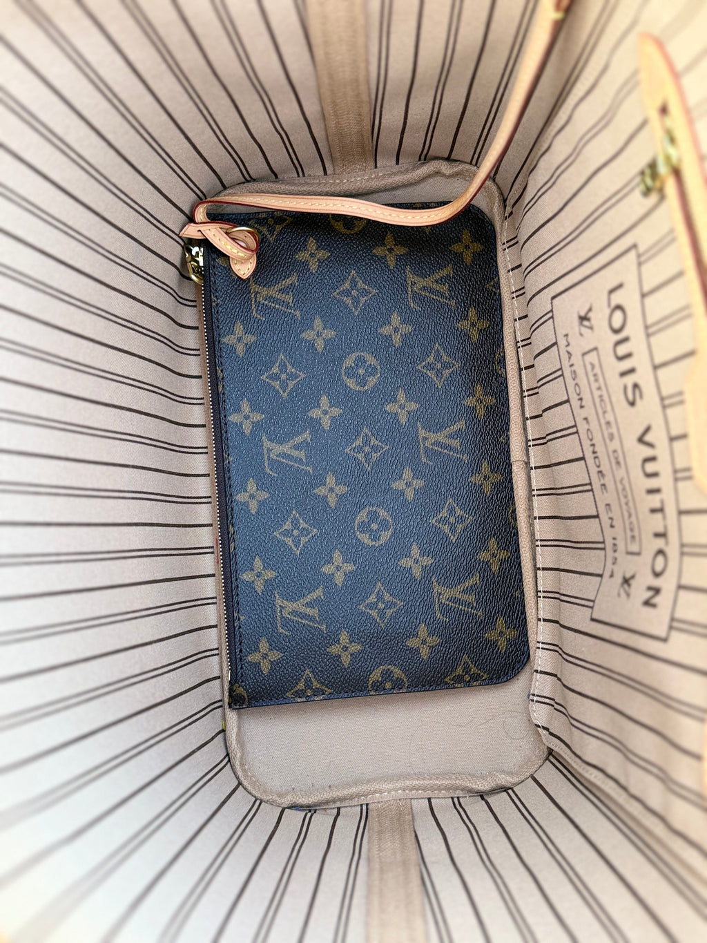 Louis Vuitton Neverfull MM