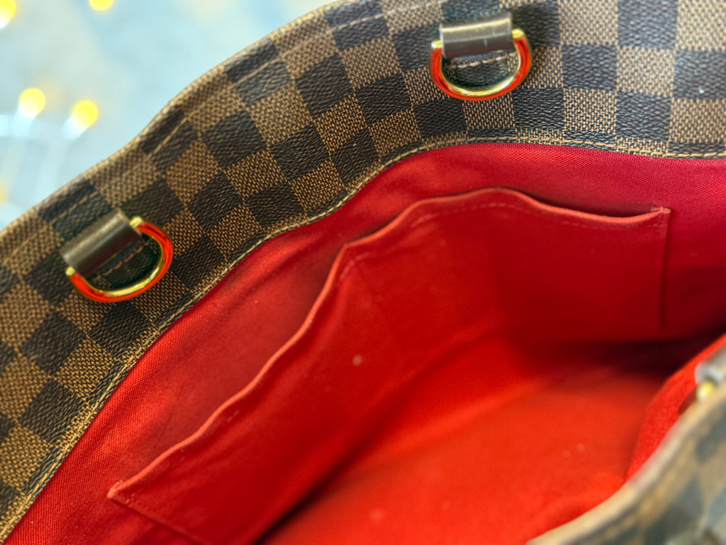 Louis Vuitton Rosebery MM Shoulder Bag