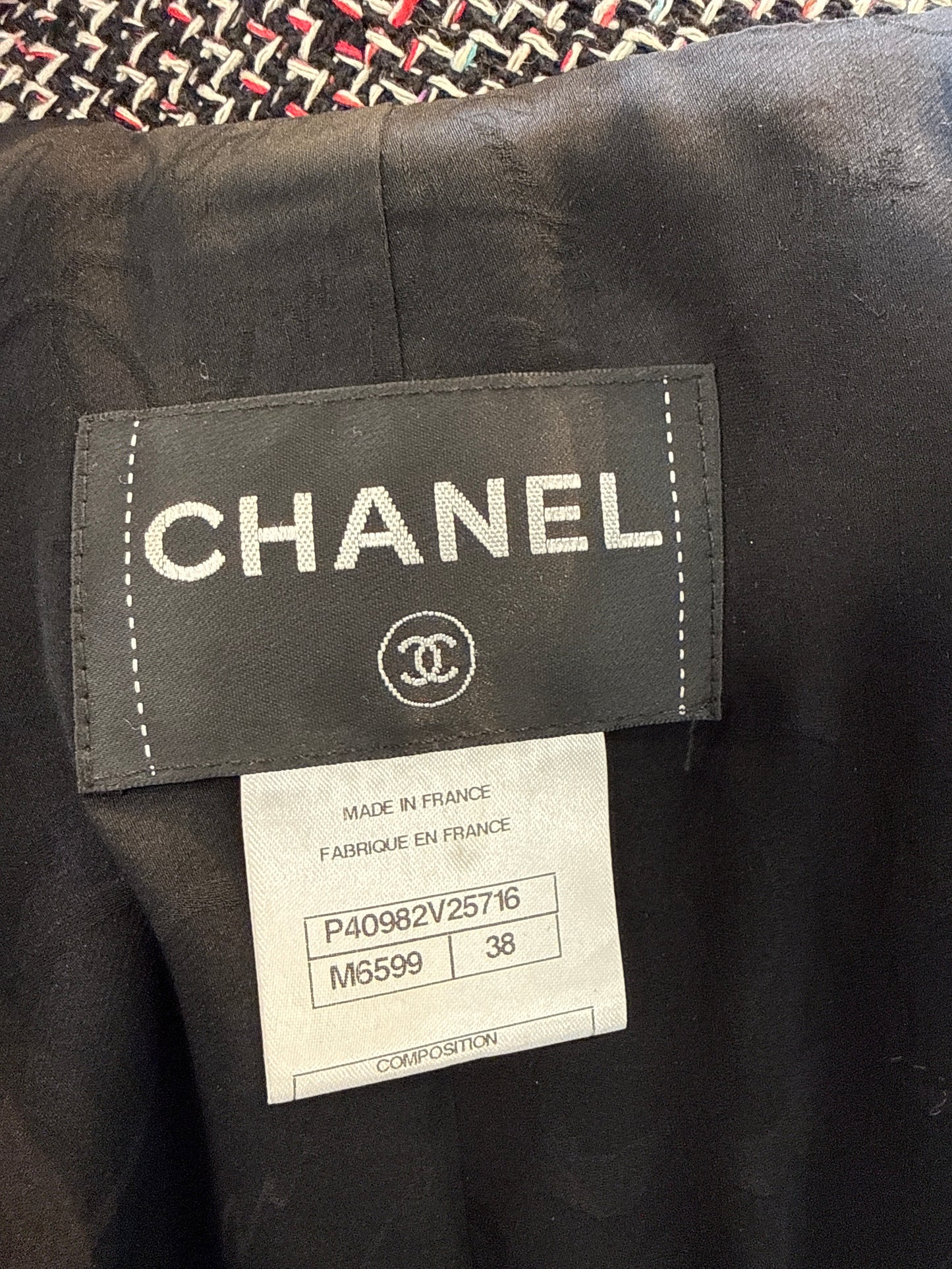 Chanel Cropped Tweed Jacket (8-10)