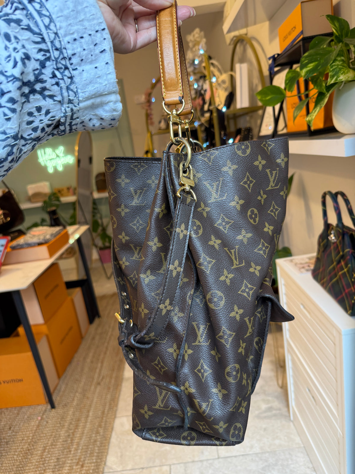 Louis Vuitton Mètis Hobo
