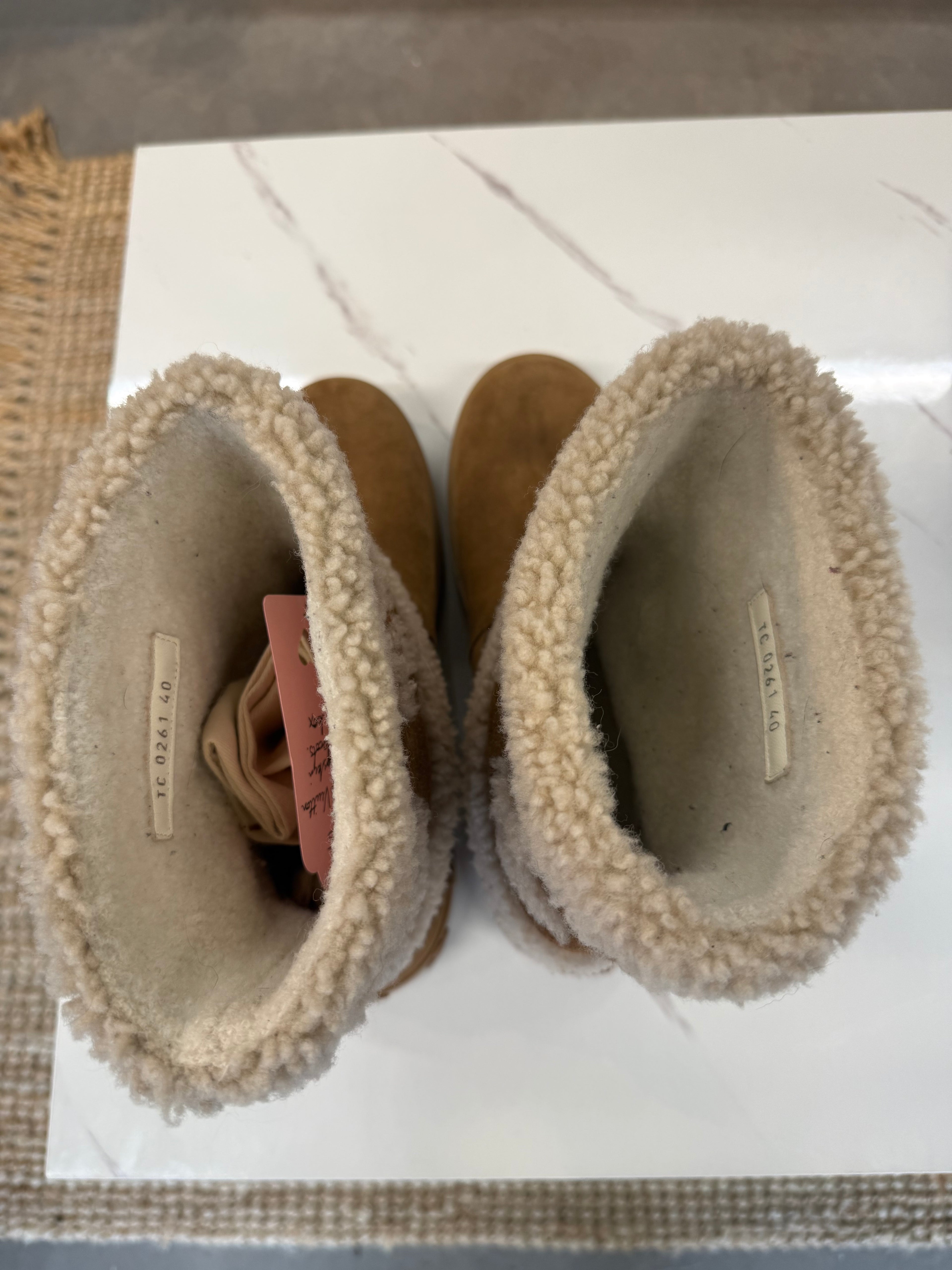 Louis Vuitton Cosygram Shearling Boot UK7