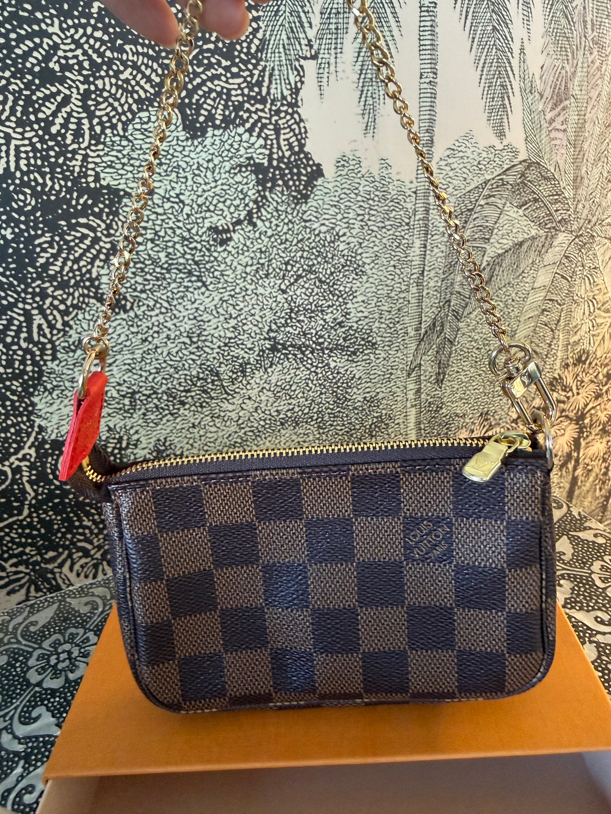 Louis Vuitton Vivienne Christmas Animation Paris Mini Pochette