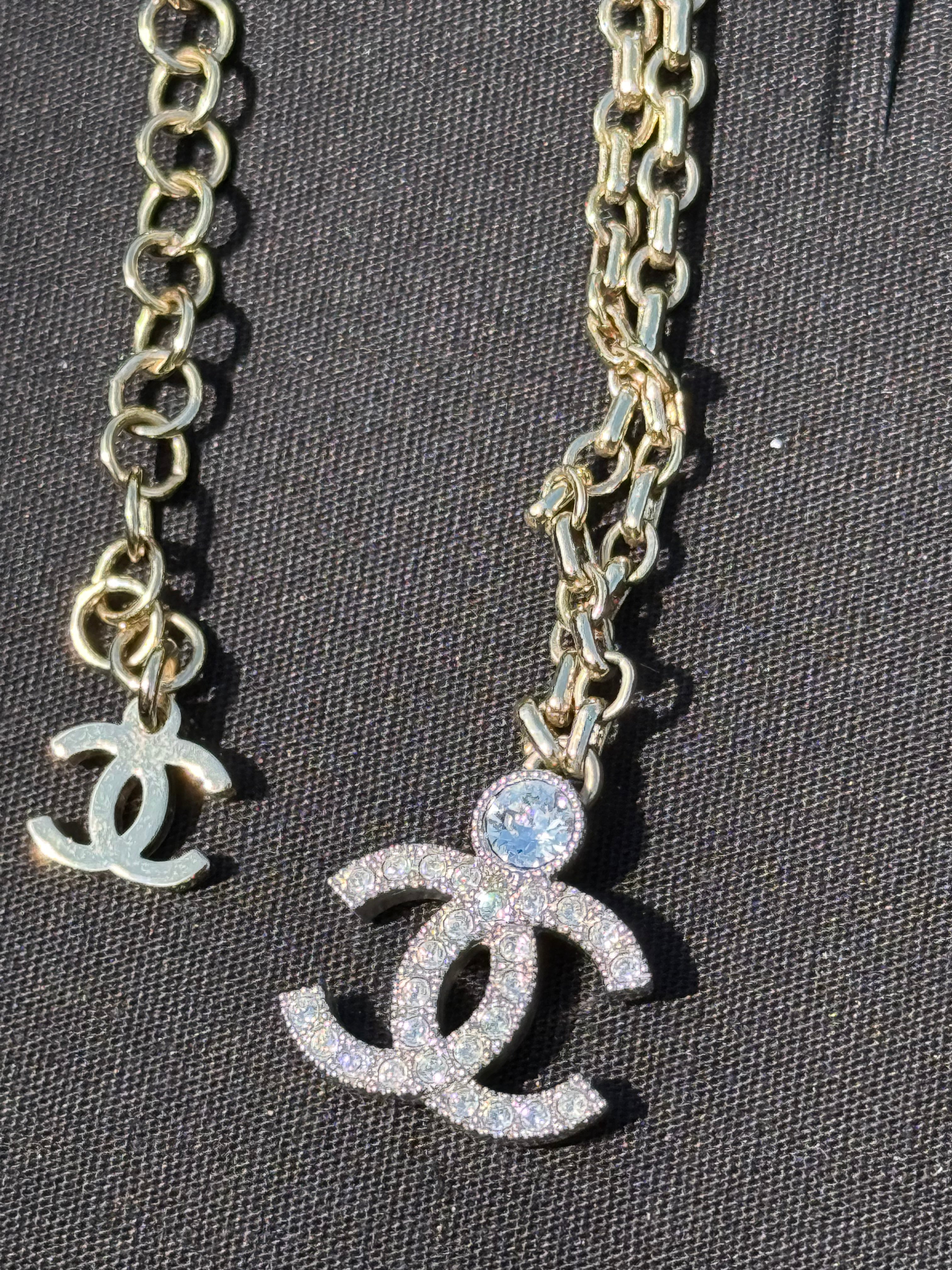Chanel CC logo necklace