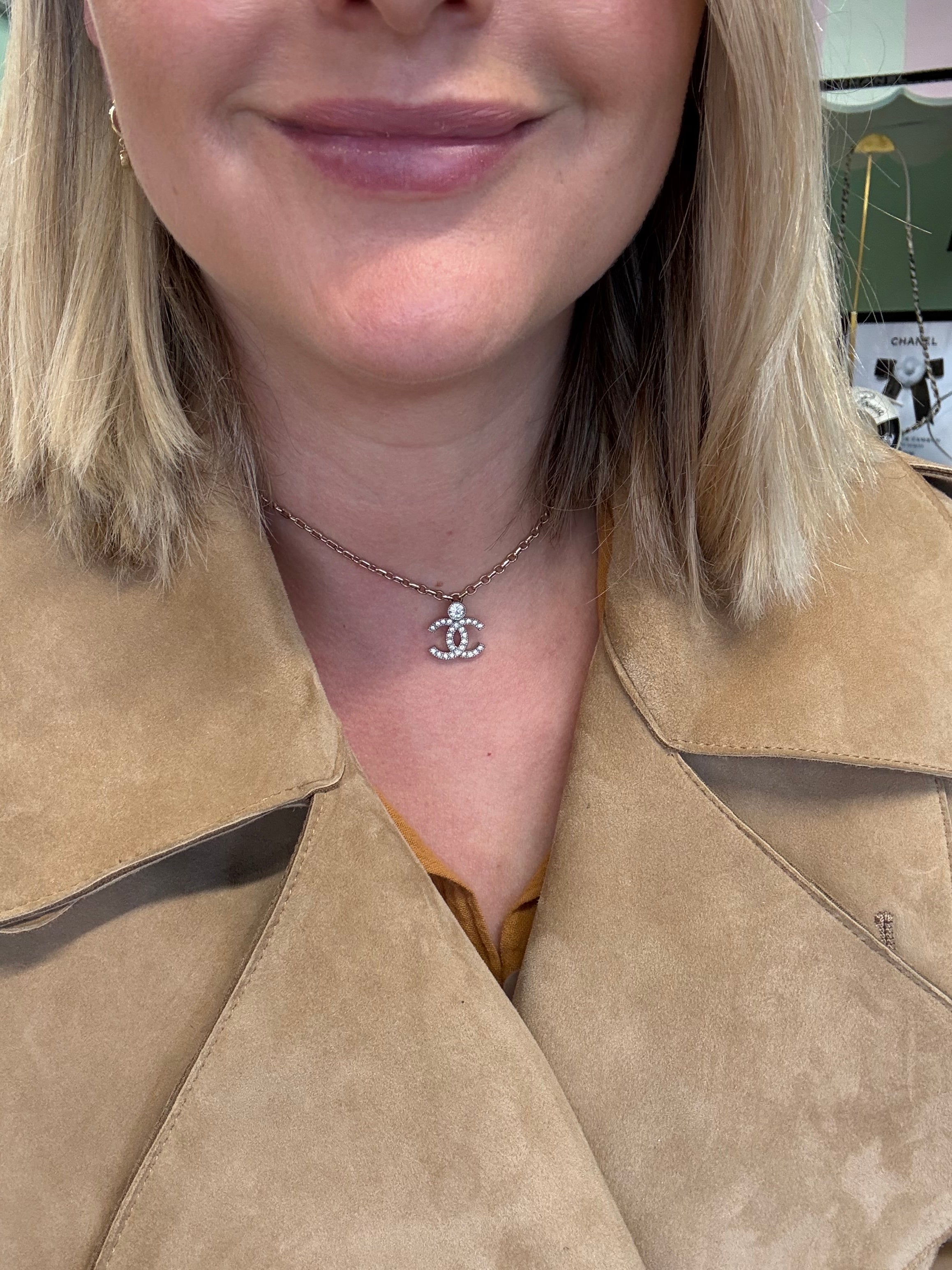 Chanel CC logo necklace