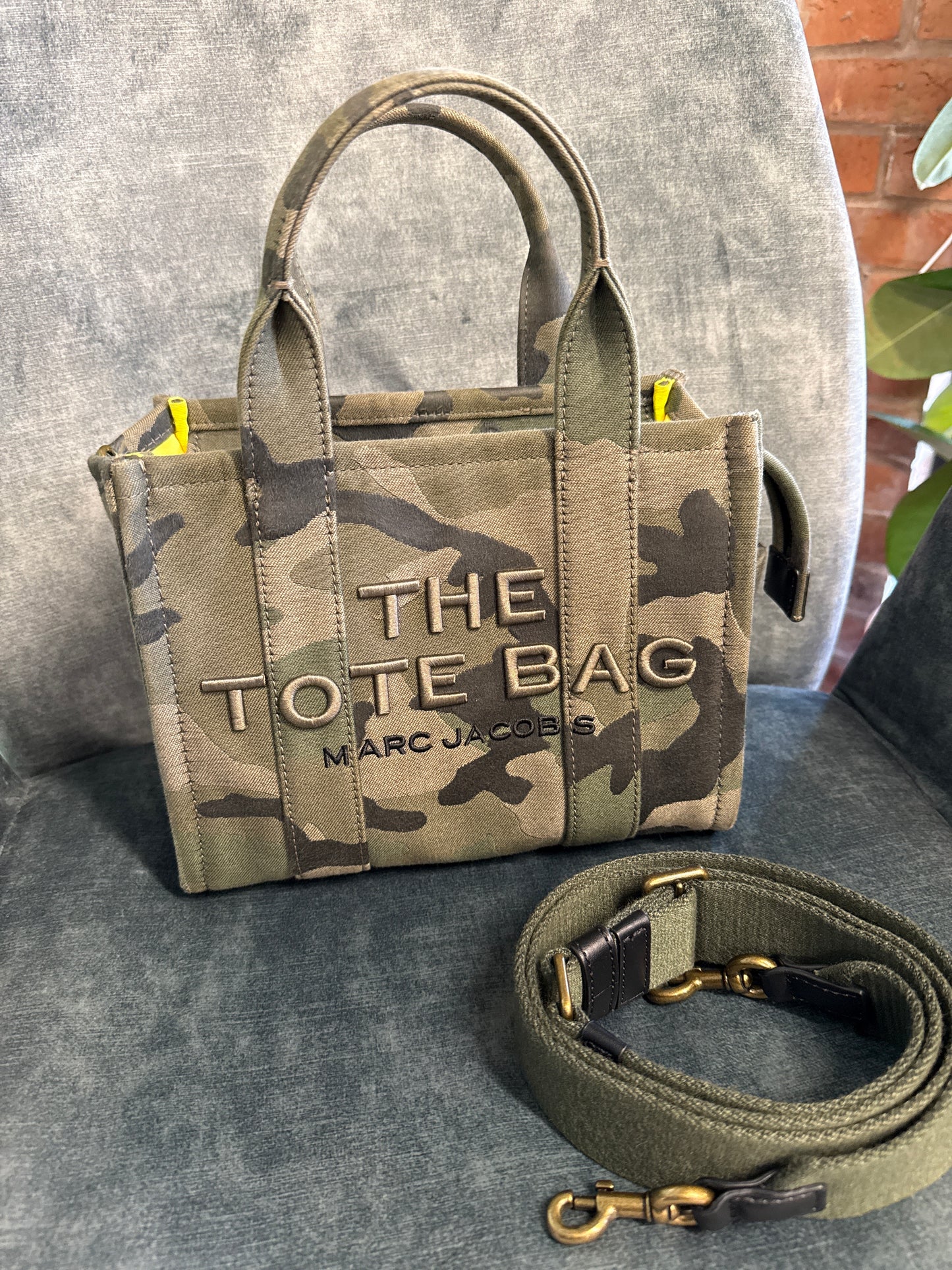 Marc Jacobs ‘The Tote Bag’