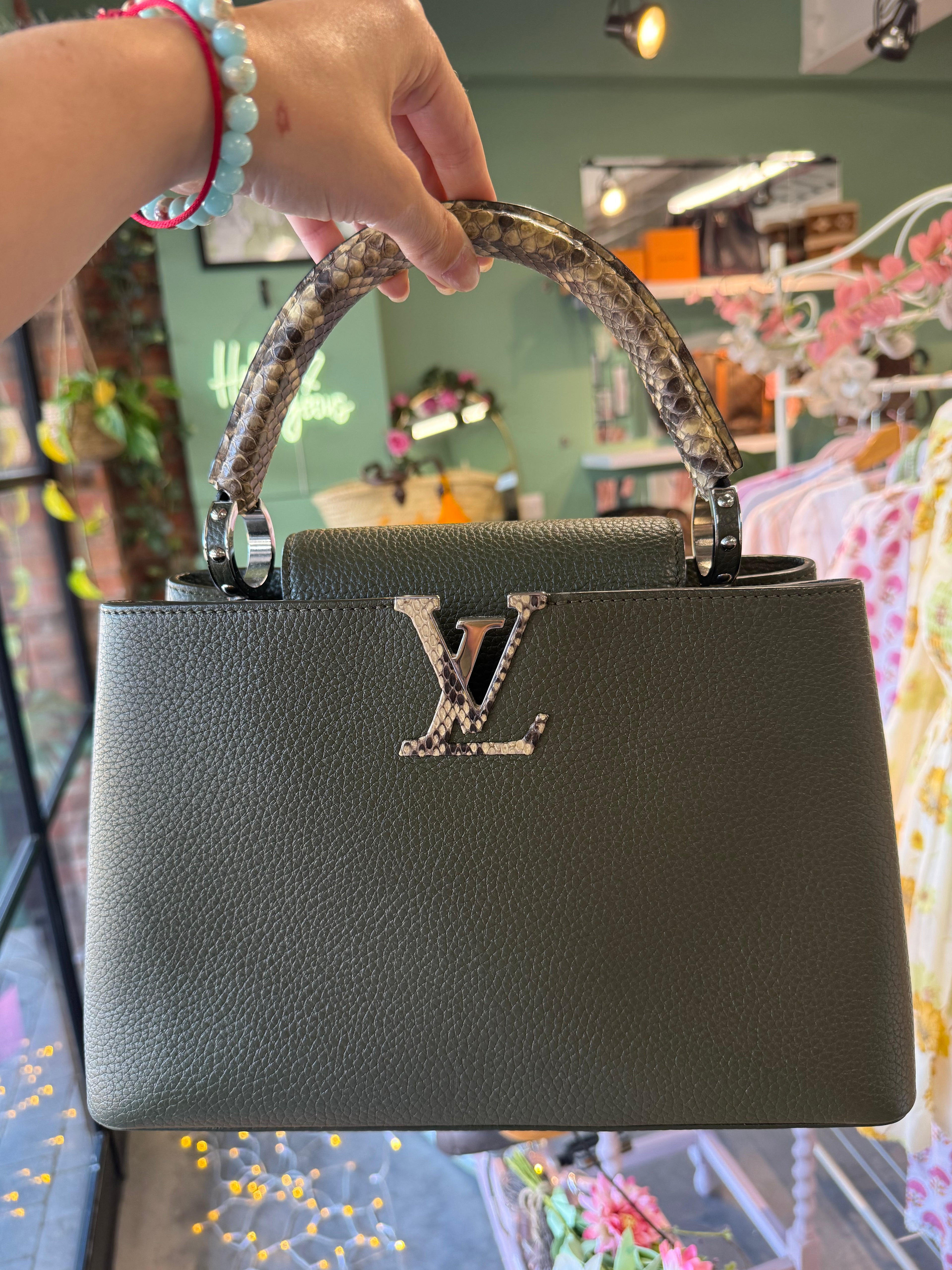 Louis Vuitton Large Capucines