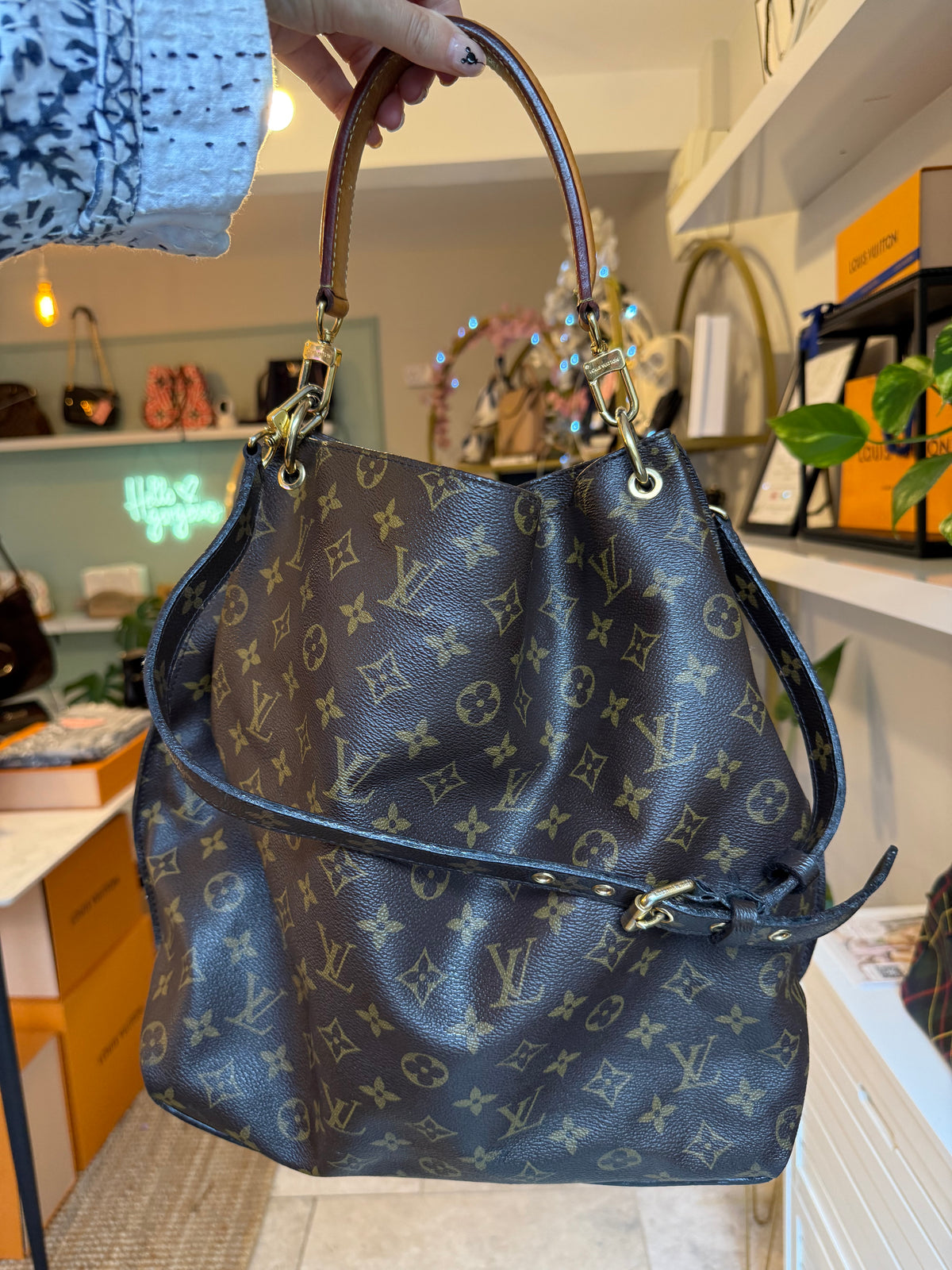 Louis Vuitton Mètis Hobo