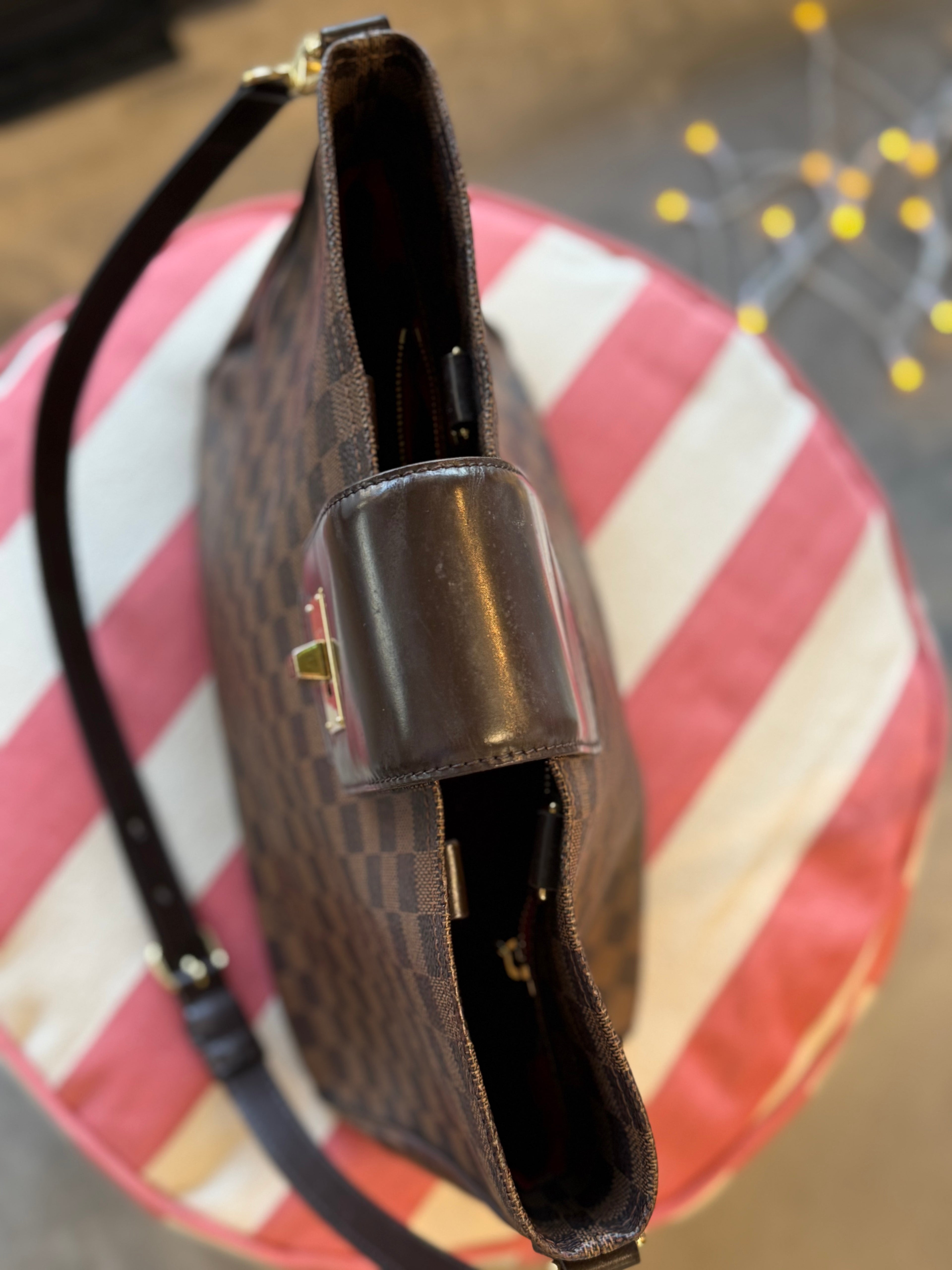 Louis Vuitton Rosebery MM Shoulder Bag