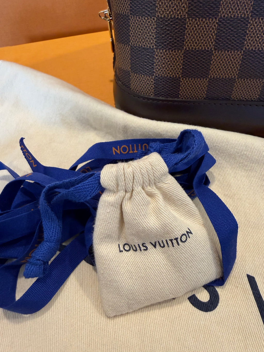 Louis Vuitton Alma PM