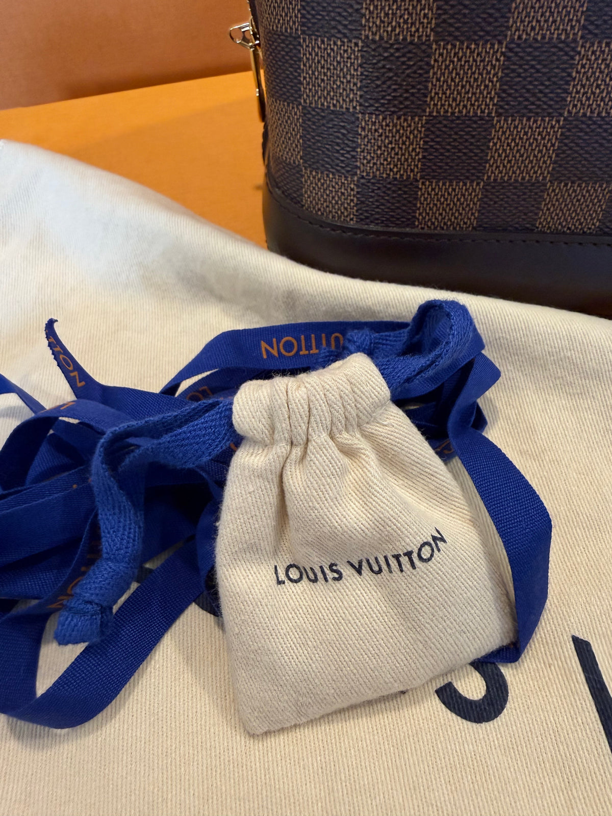Louis Vuitton Alma PM