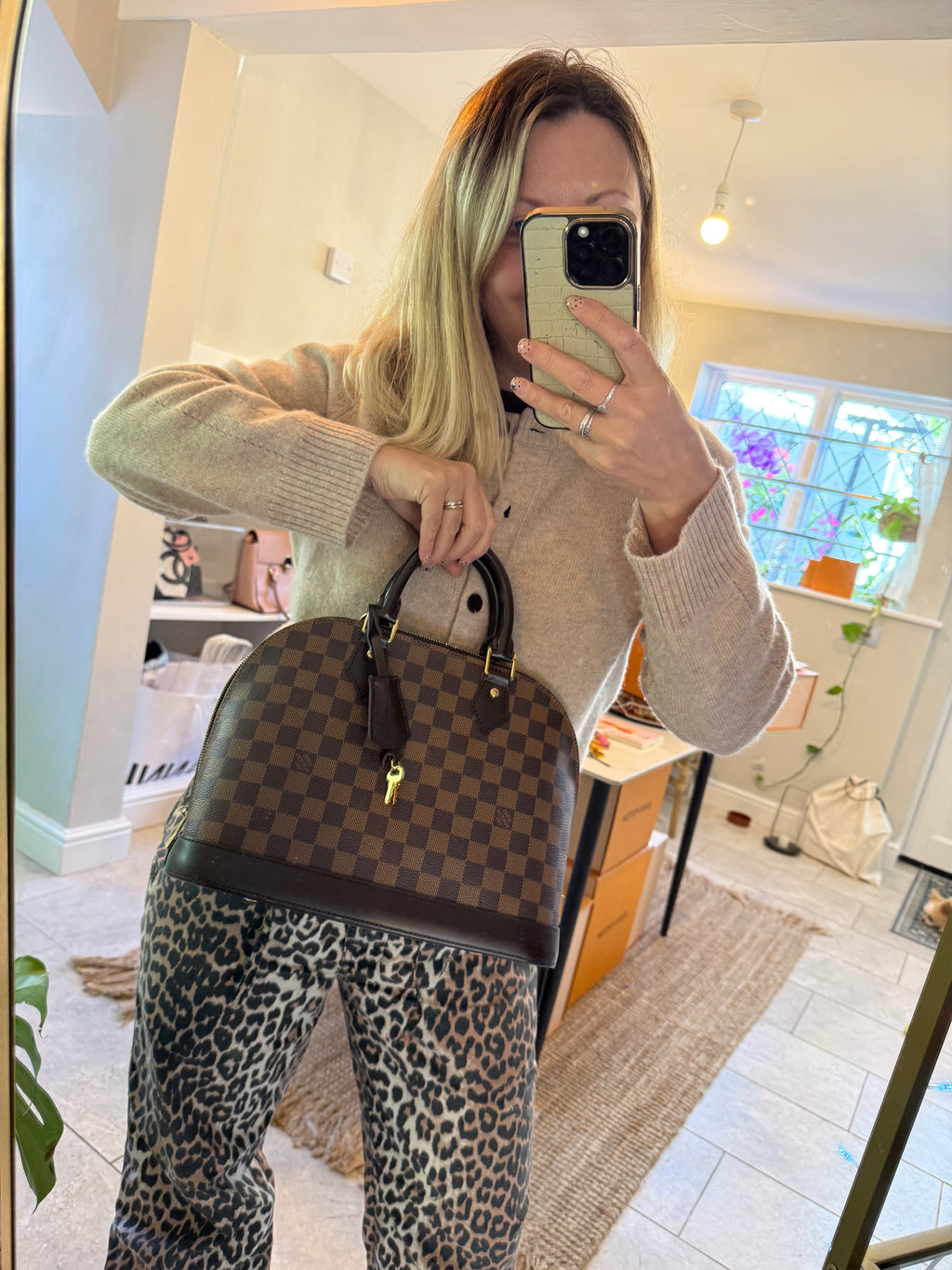 Louis Vuitton Alma PM