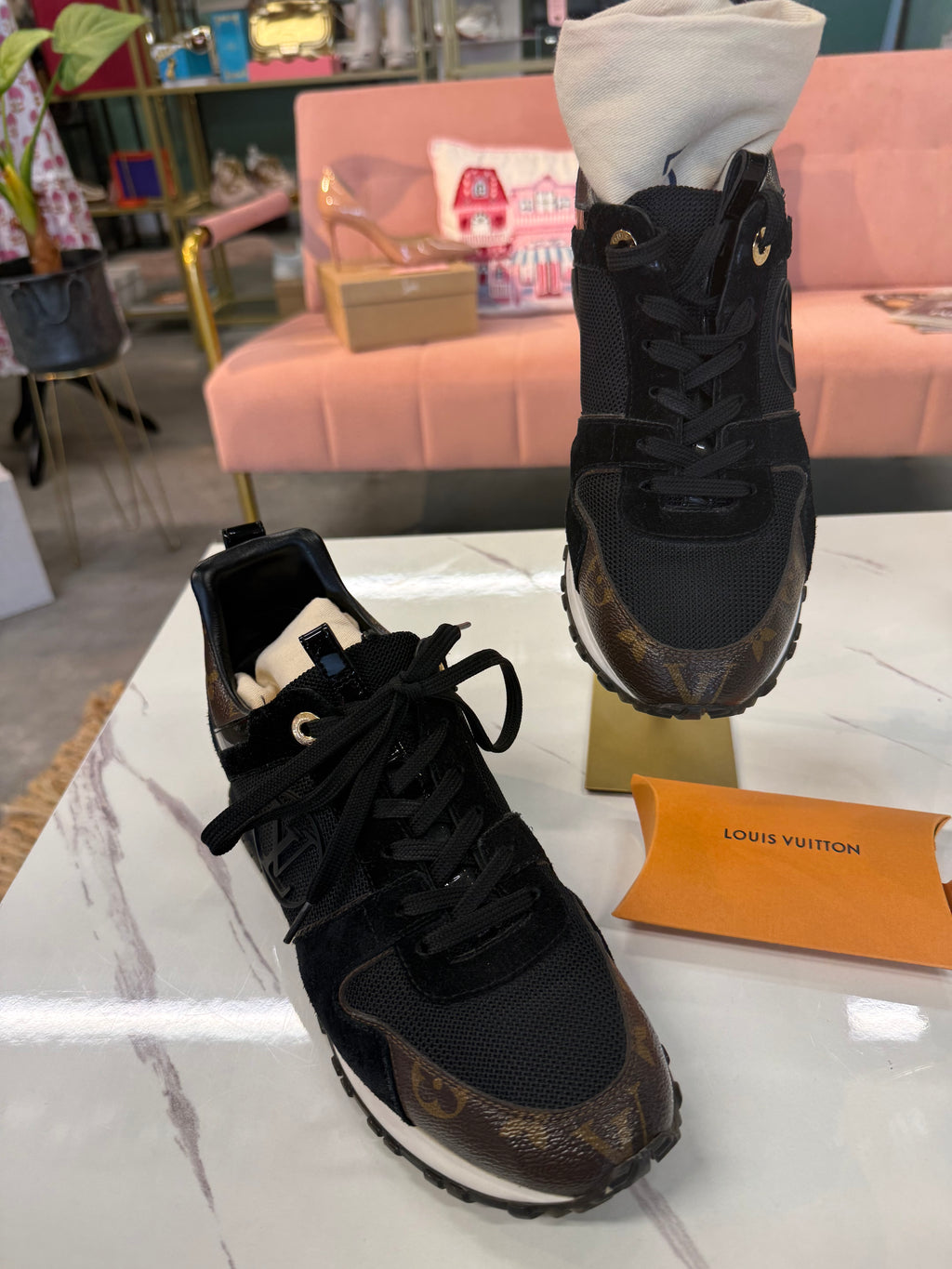Louis Vuitton Runaway Trainer uk38.5