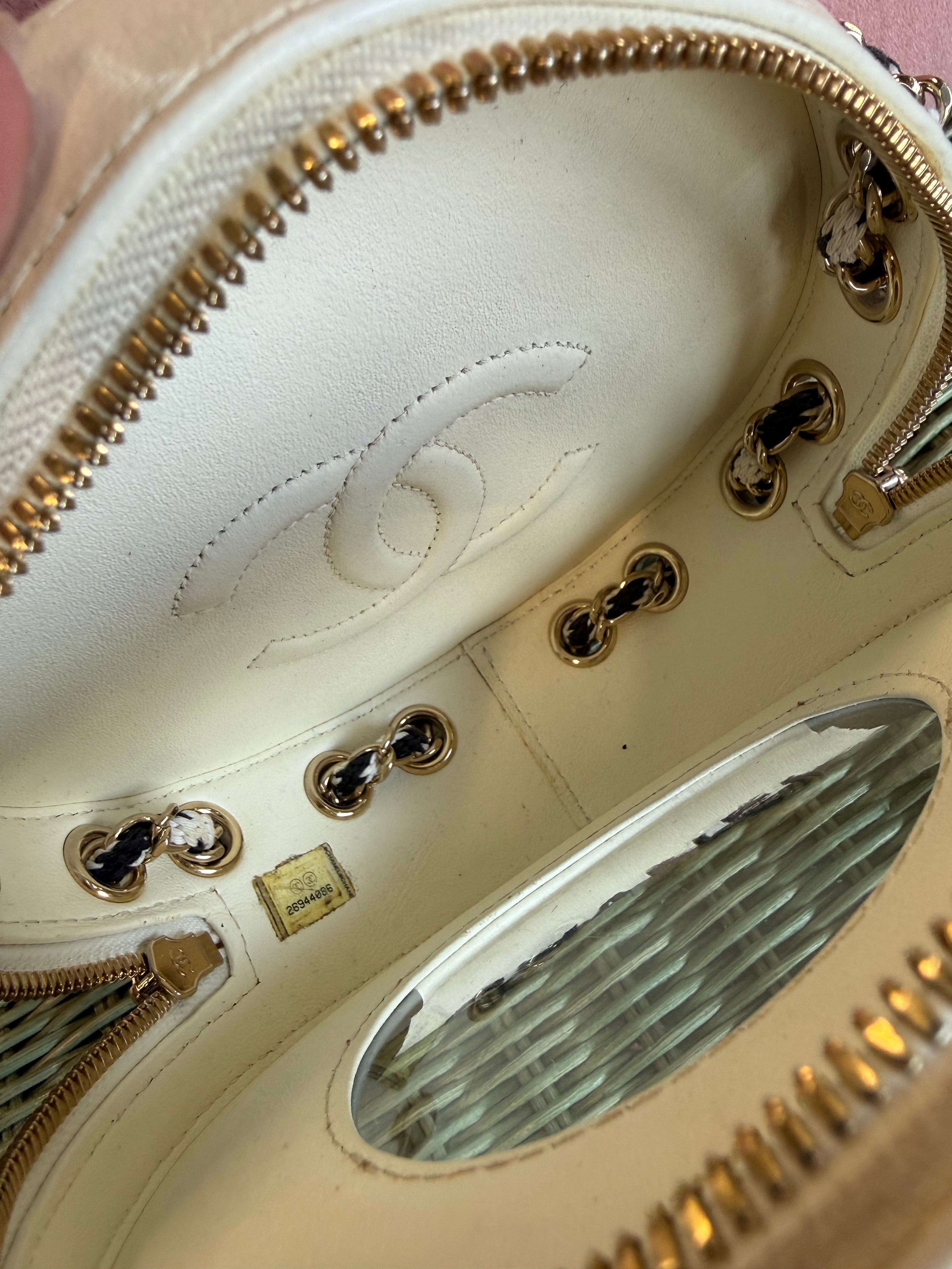 Chanel La Pausa Lifebuoy bag 2019 Karl Lagerfeld