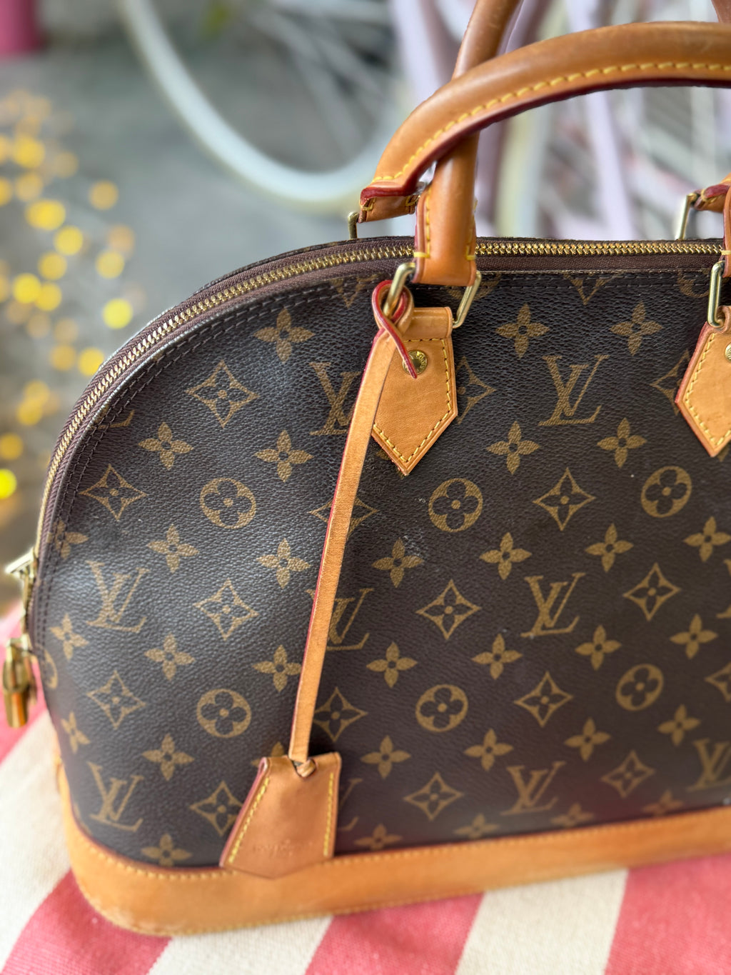 Louis Vuitton Alma PM