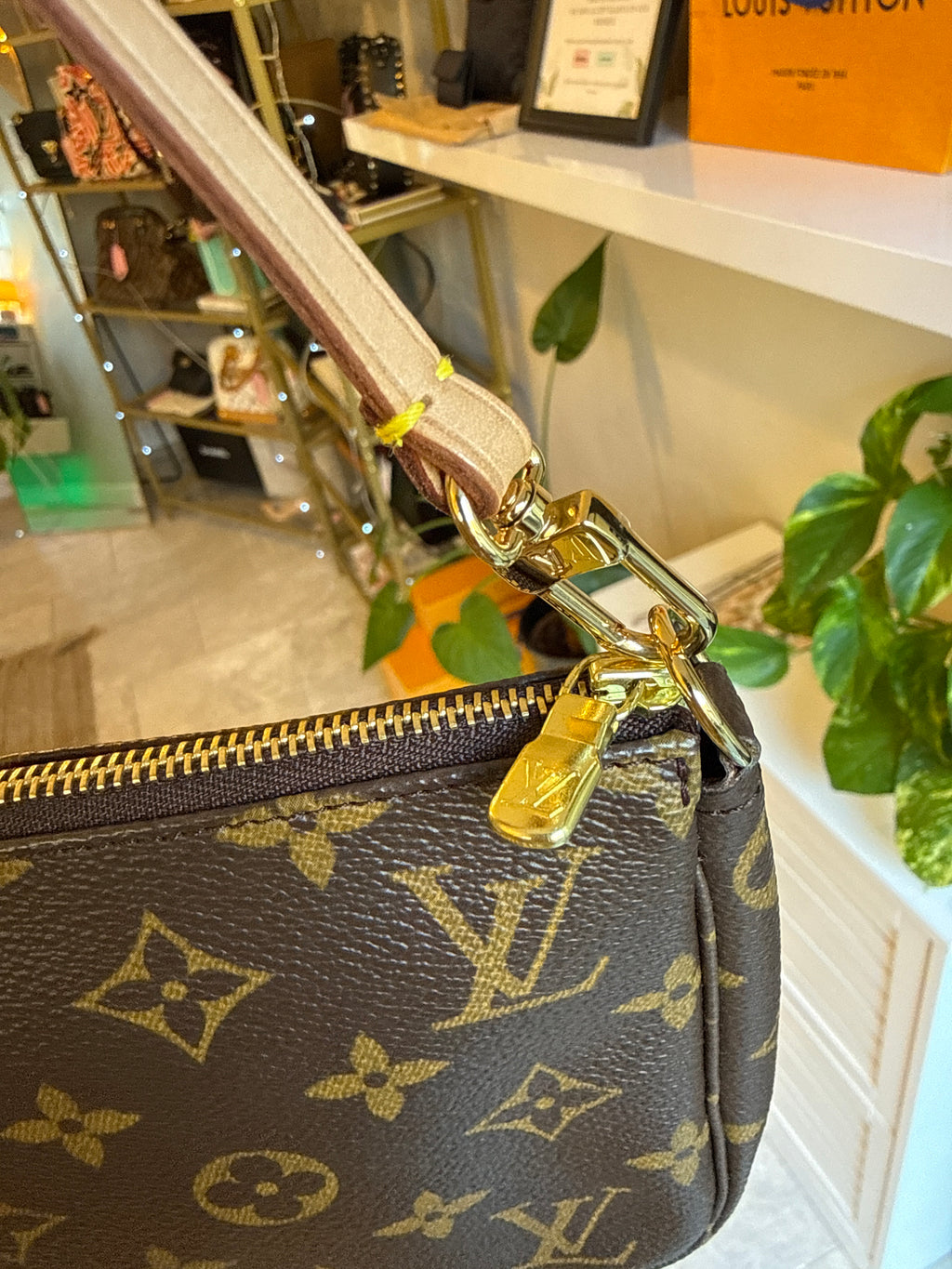 Louis Vuitton Pochette